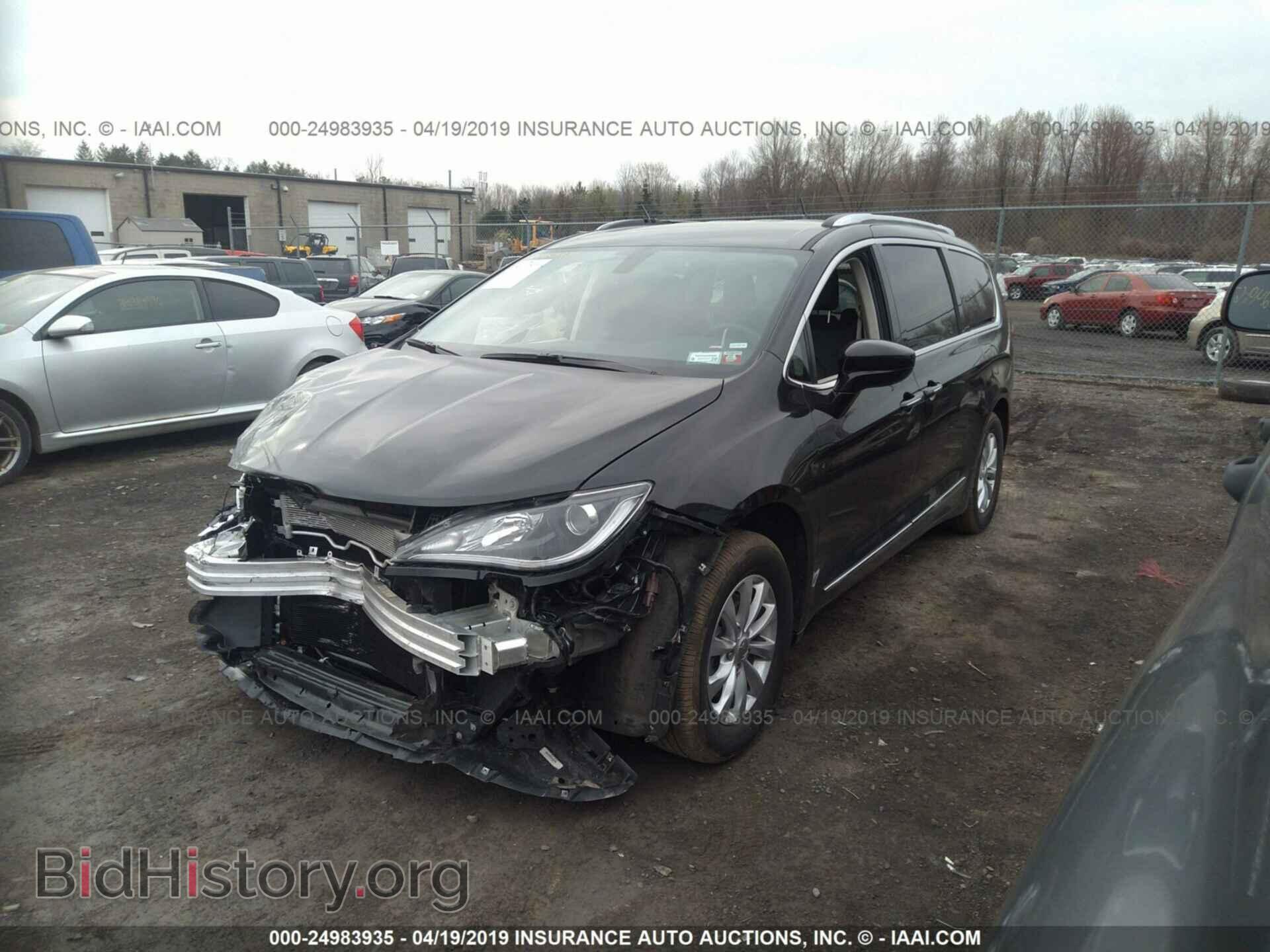 2019 CHRYSLER PACIFICA - VIN: 2C4RC1BG1KR613445 - Фото 2