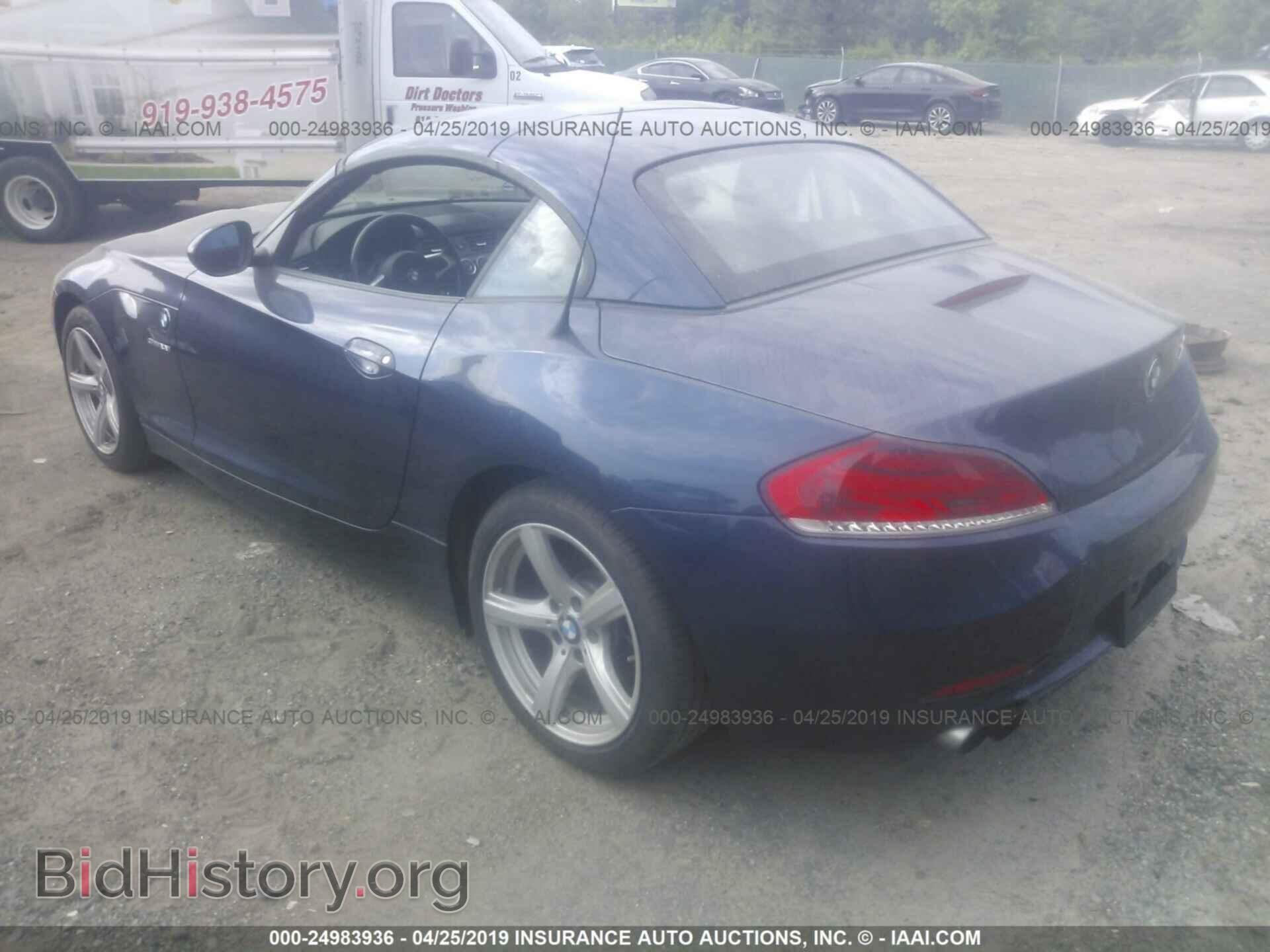 2012 BMW Z4 - VIN: WBALL5C52CE717089 - Фото 3