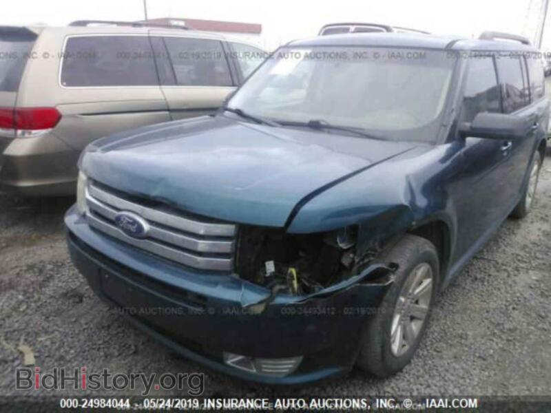 2011 Ford FLEX (VIN 2FMGK5BCXBBD20565) — фото 6 из 10