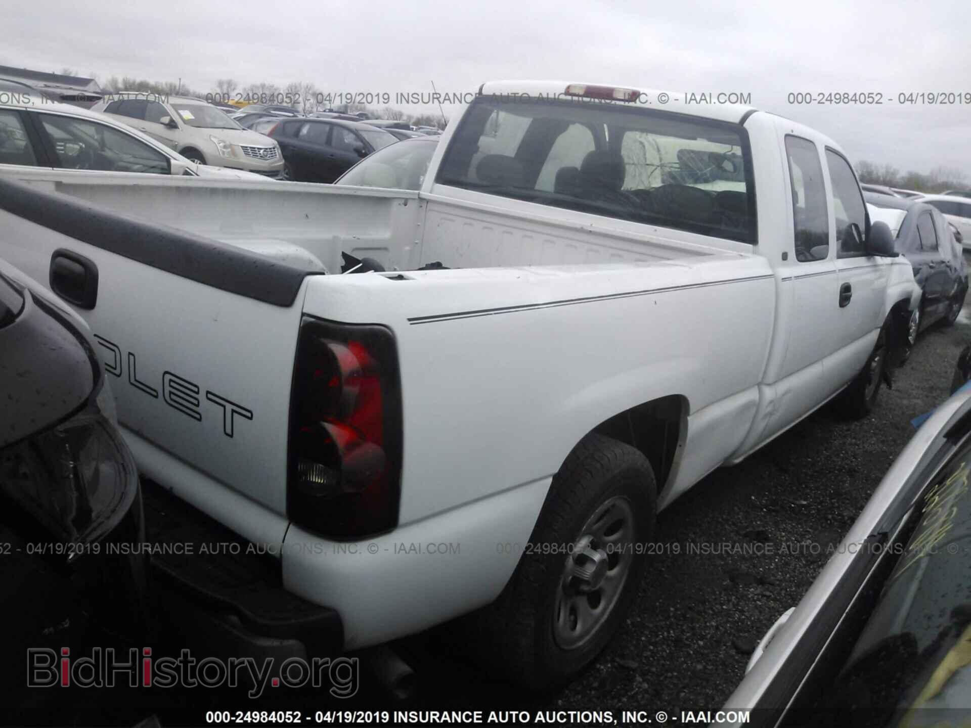2005 CHEVROLET SILVERADO - VIN: 1GCEC19X45Z149775 - Фото 4
