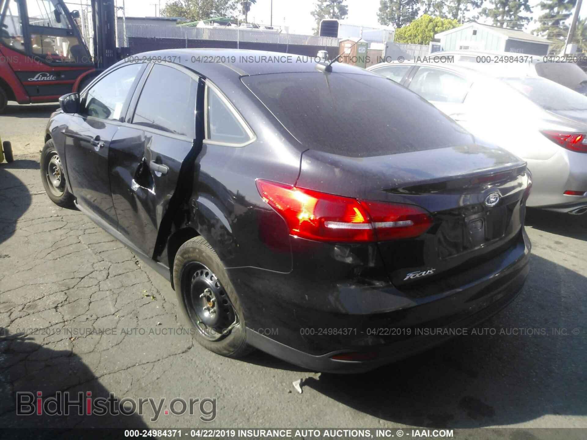 2017 FORD FOCUS - VIN: 1FADP3E24HL258238 - Фото 3