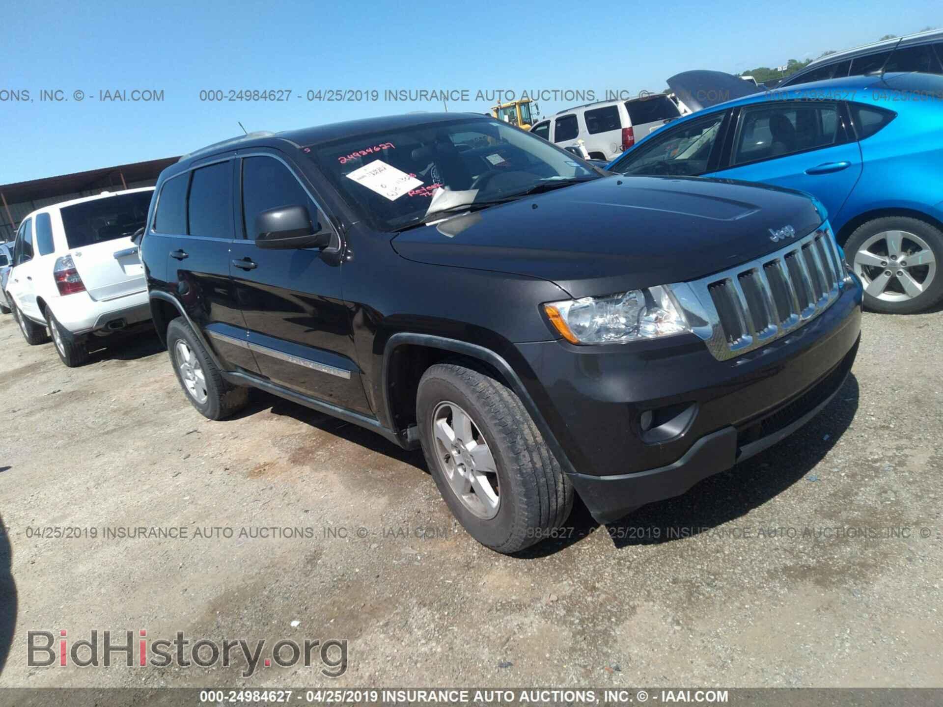 Photo 1J4RS4GG2BC618038 - JEEP GRAND CHEROKEE 2011