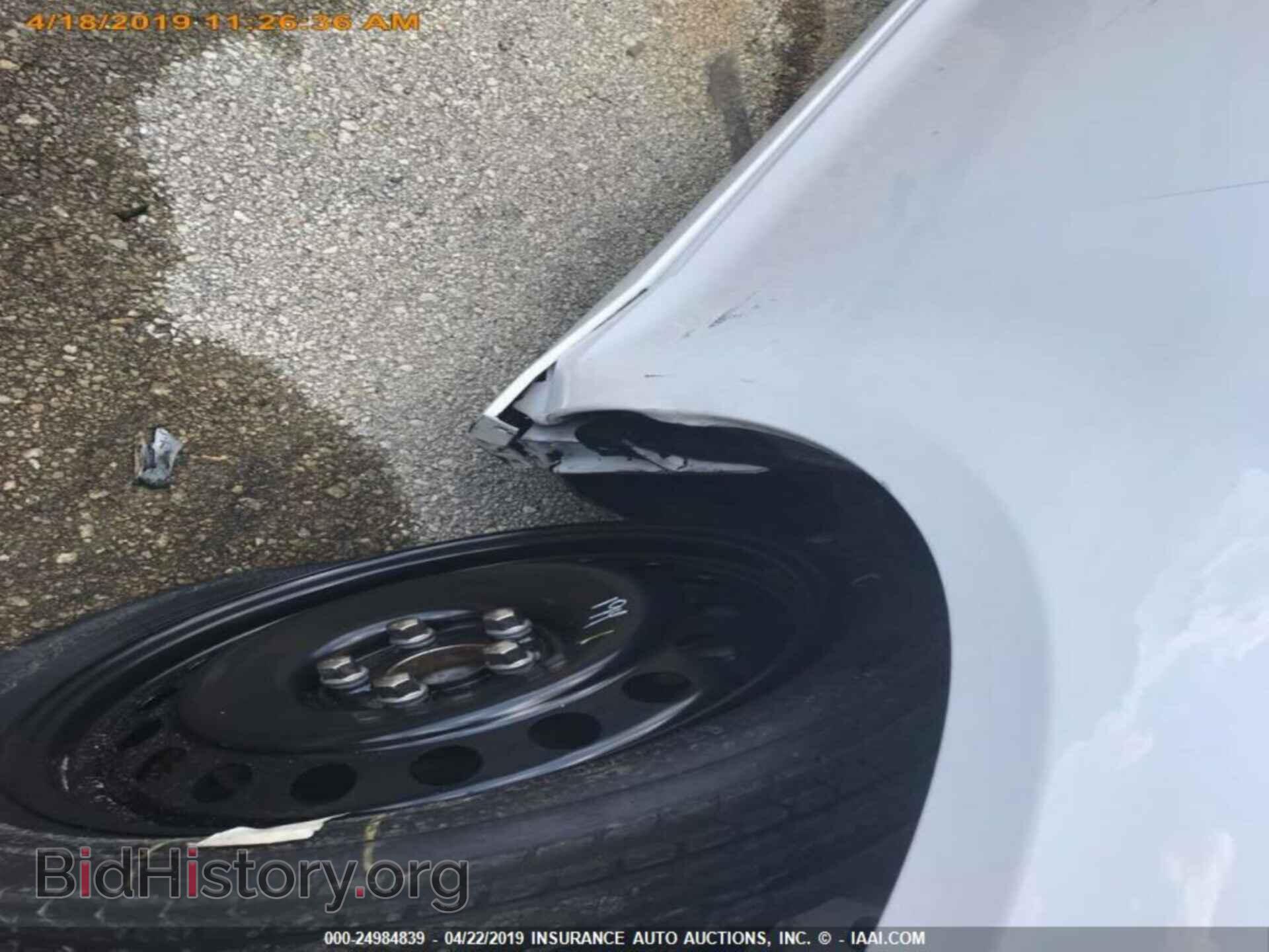 2018 CHRYSLER 300 - VIN: 2C3CCAEG9JH193640 - Фото 12