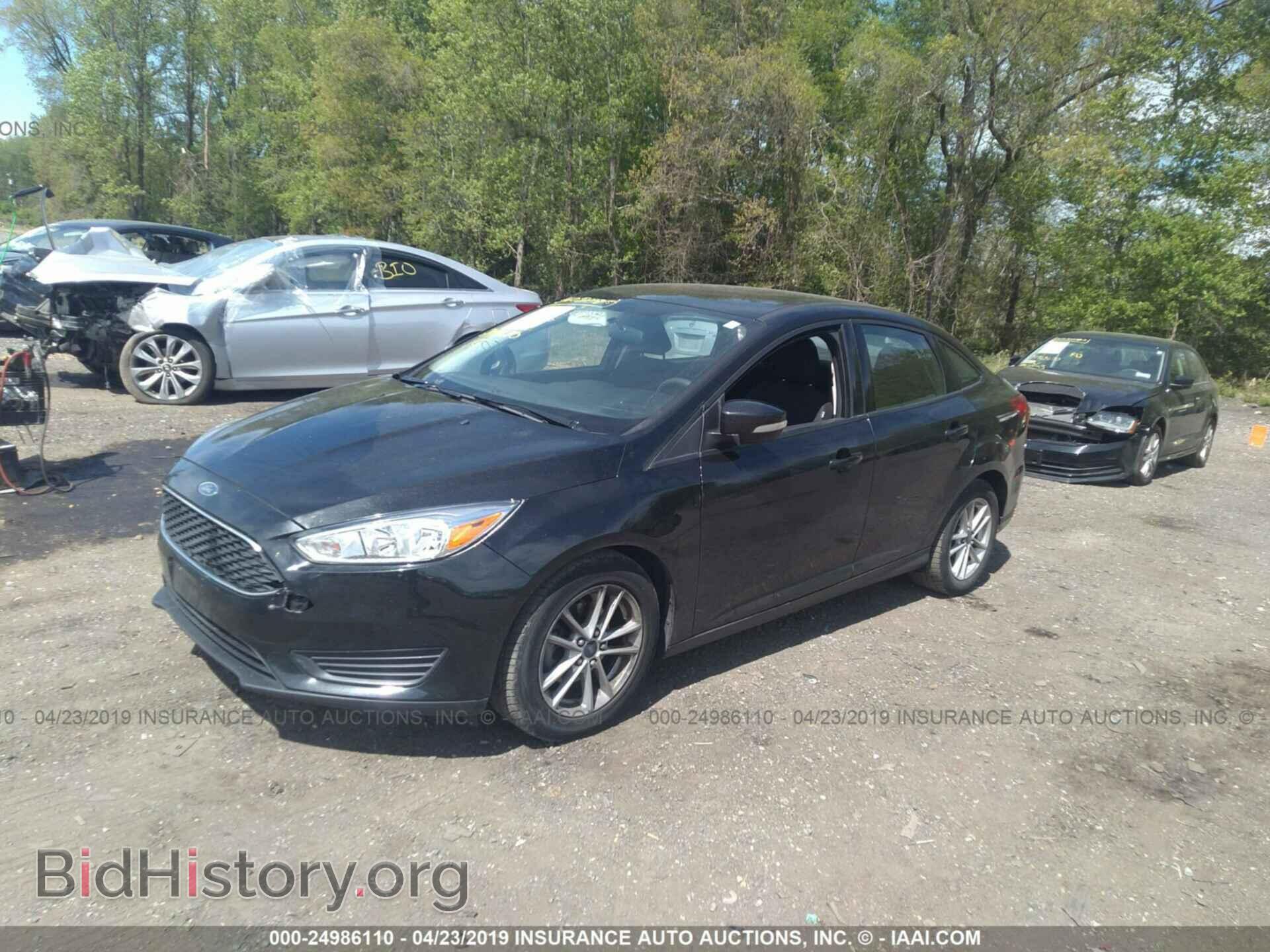2015 FORD FOCUS - VIN: 1FADP3F26FL215824 - Photo 2