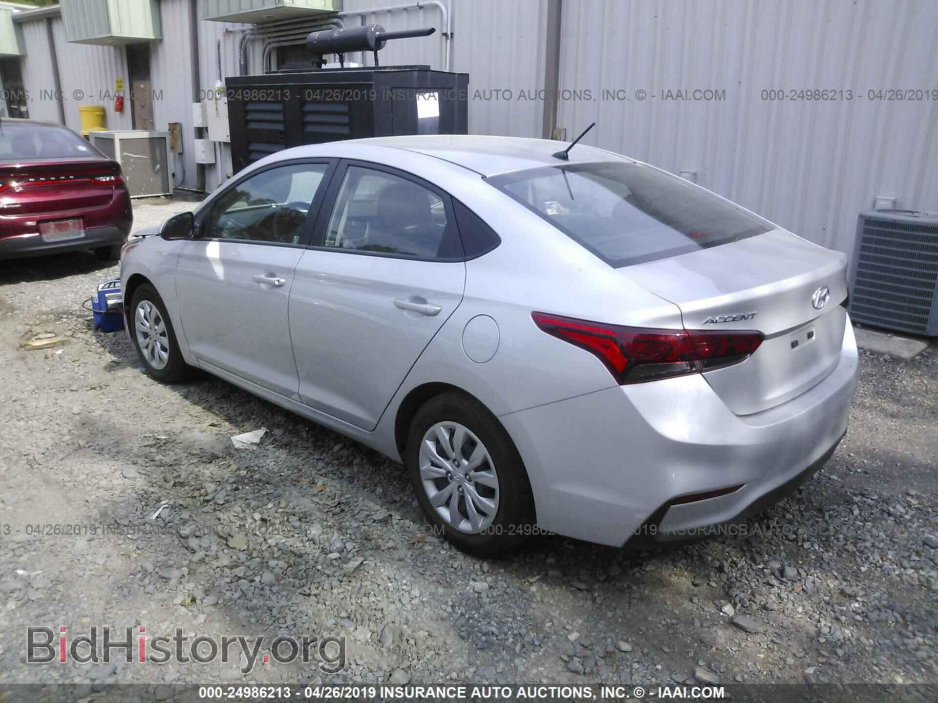 2018 HYUNDAI ACCENT - VIN: 3KPC24A34JE009039 - Фото 3