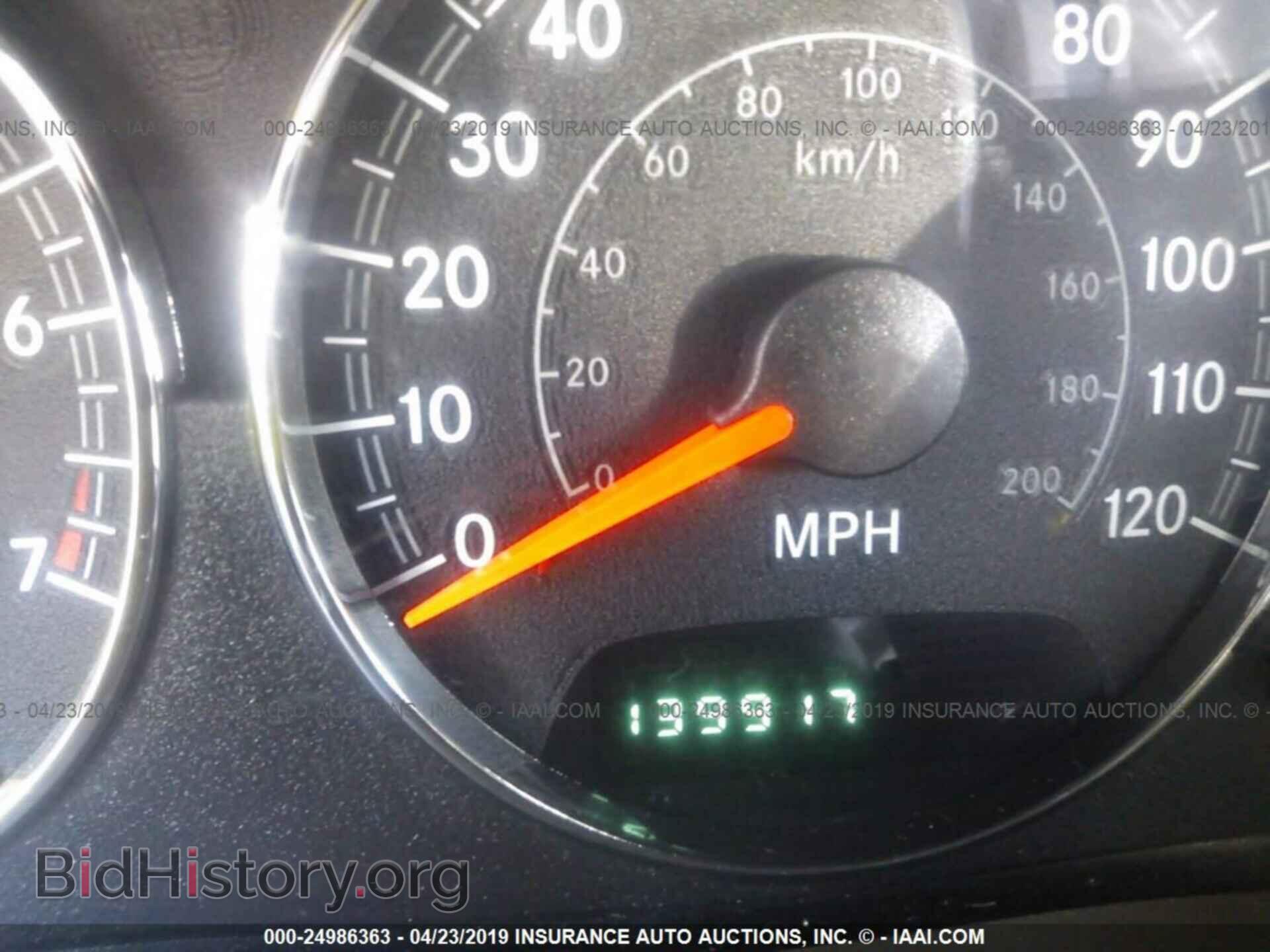2005 CHRYSLER SEBRING - VIN: 1C3EL56R85N608217 - Фото 7
