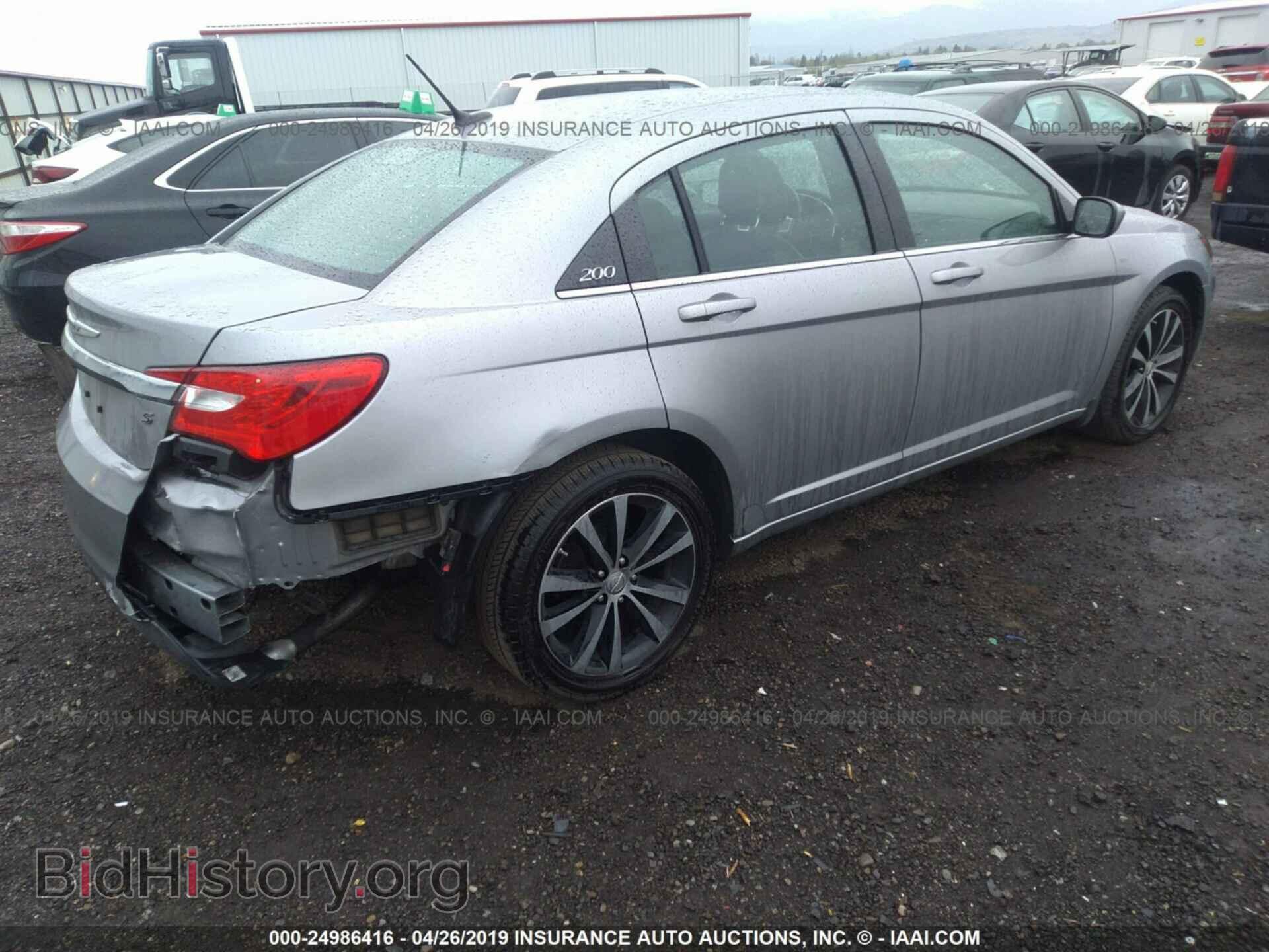 2013 CHRYSLER 200 - VIN: 1C3CCBCG4DN578298 - Photo 4