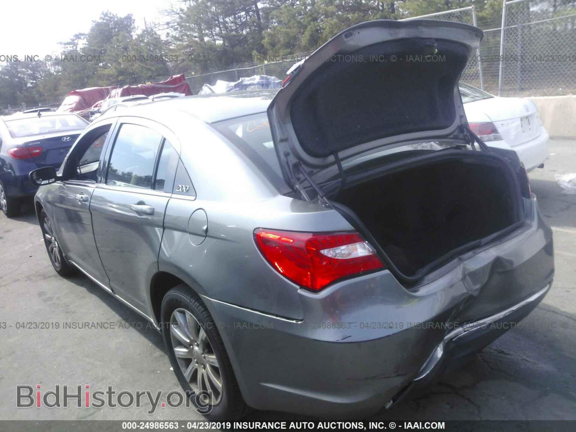 2012 CHRYSLER 200 - VIN: 1C3CCBBB0CN176783 - Фото 3