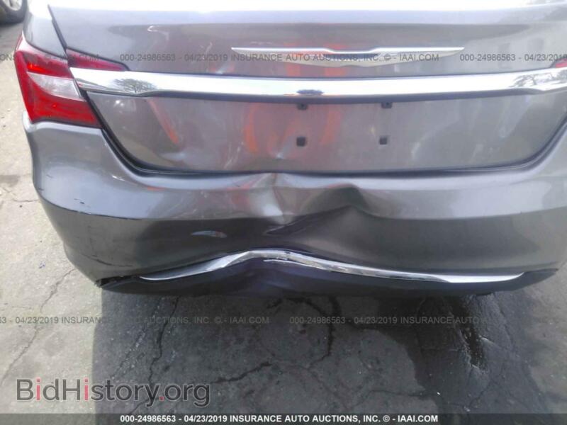 2012 Chrysler 200 (VIN 1C3CCBBB0CN176783) — фото 6 из 10