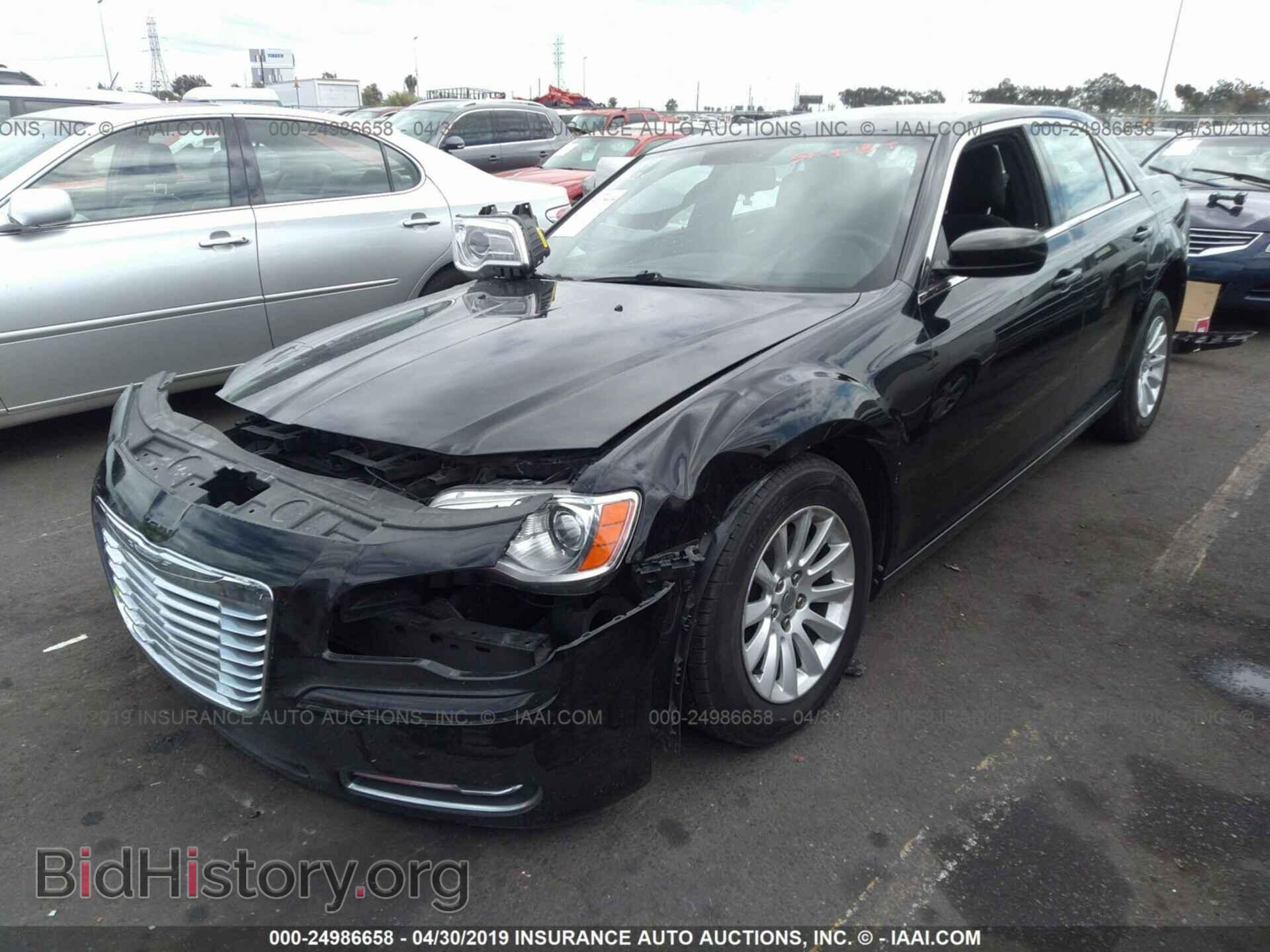 2012 CHRYSLER 300 - VIN: 2C3CCAAG7CH116919 - Photo 2