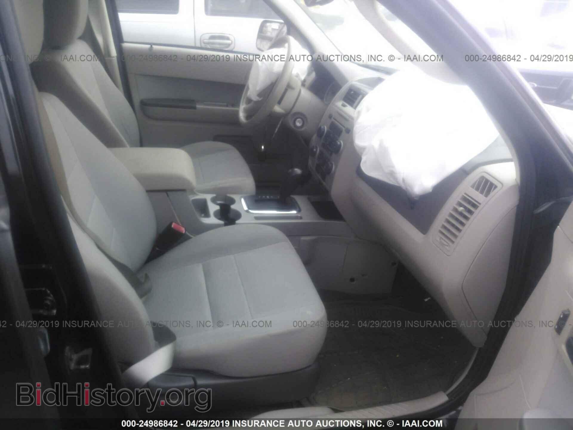 2011 FORD ESCAPE - VIN: 1FMCU0D75BKB04110 - Photo 5