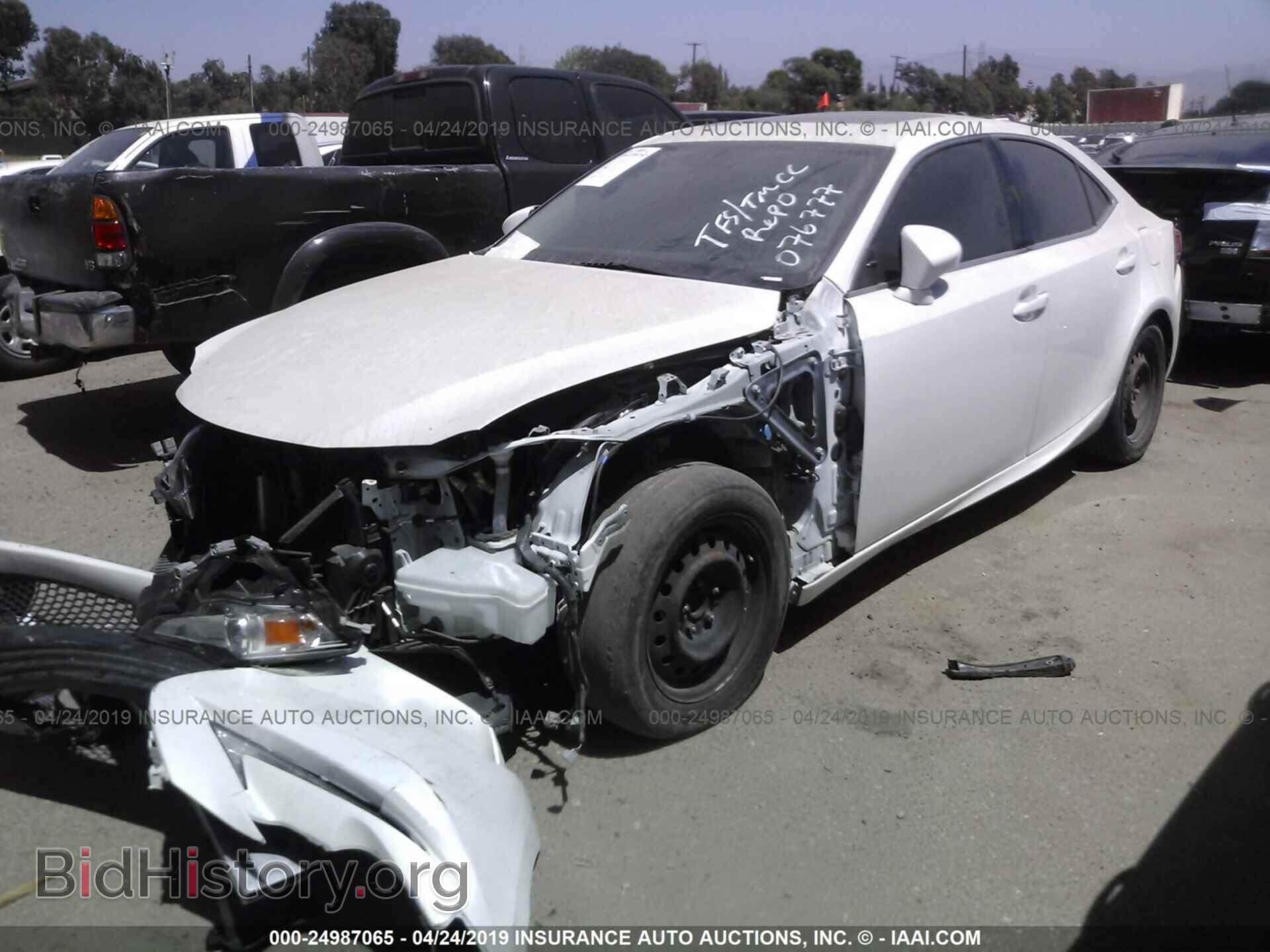 2015 LEXUS IS - VIN: JTHBF1D28F5076777 - Photo 2