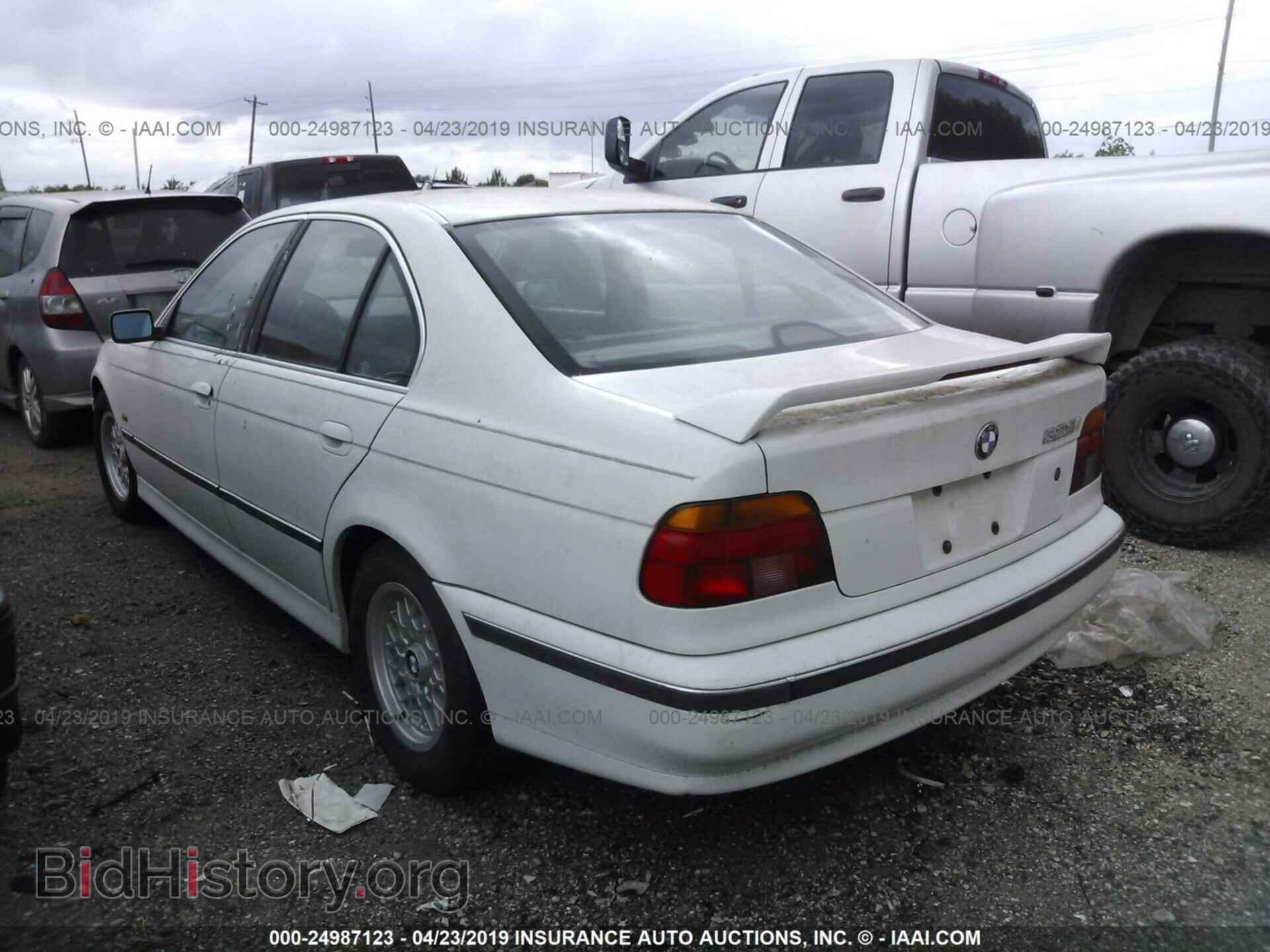 1997 BMW 528 - VIN: WBADD5322VBV51569 - Фото 3
