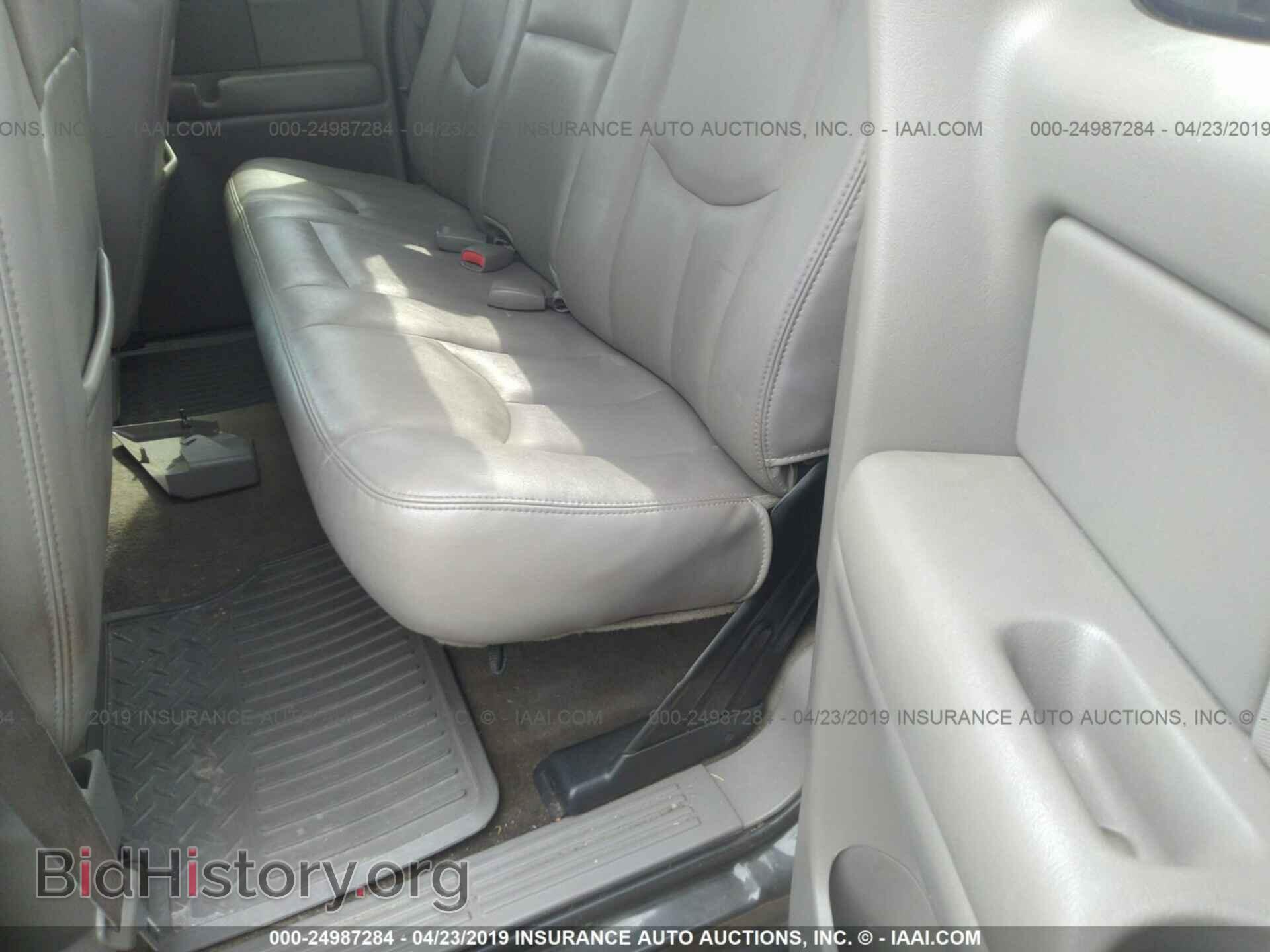 2004 GMC NEW SIERRA - VIN: 2GTEK19T541230128 - Фото 8