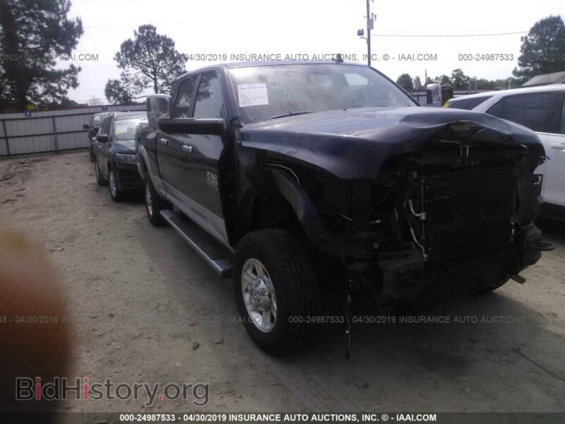 2013 RAM 2500 Laramie (VIN 3C6UR5NL1DG535113) — photo 1 of 10, IAAI, damage: front end