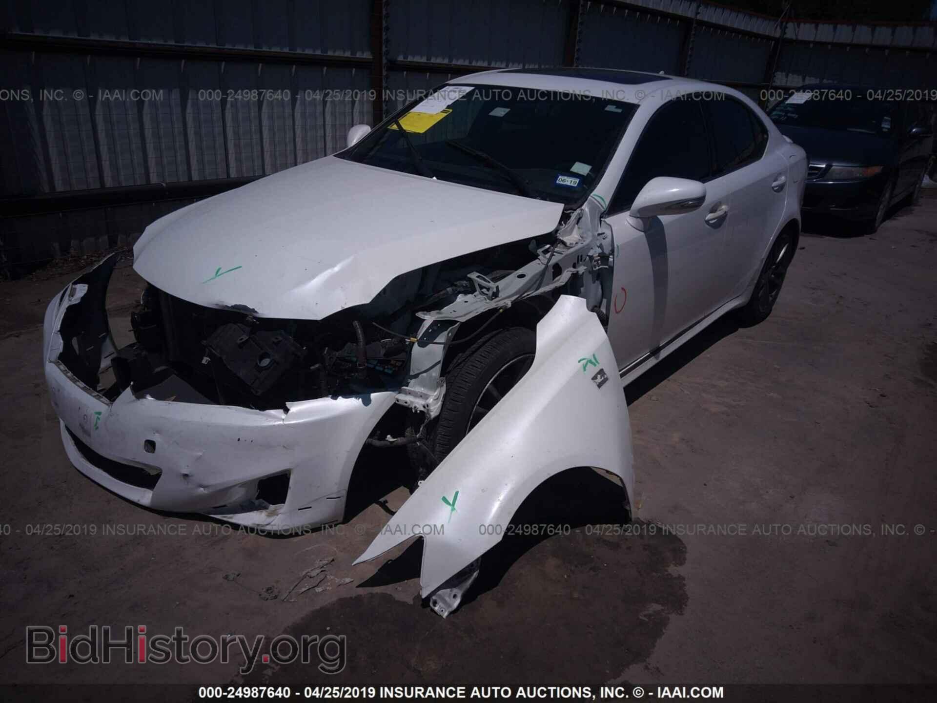 2011 LEXUS IS - VIN: JTHBF5C29B5141137 - Фото 2