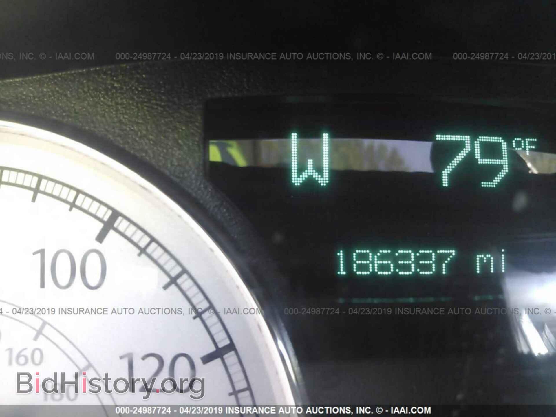 2006 CHRYSLER 300C - VIN: 2C3LA63H36H170957 - Фото 7