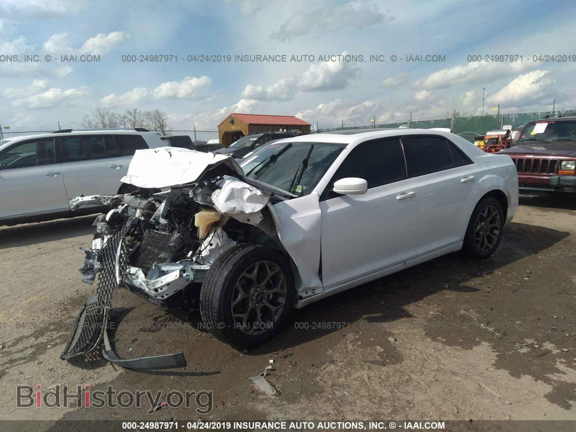 2015 CHRYSLER 300 - VIN: 2C3CCAGG7FH899431 - Photo 2