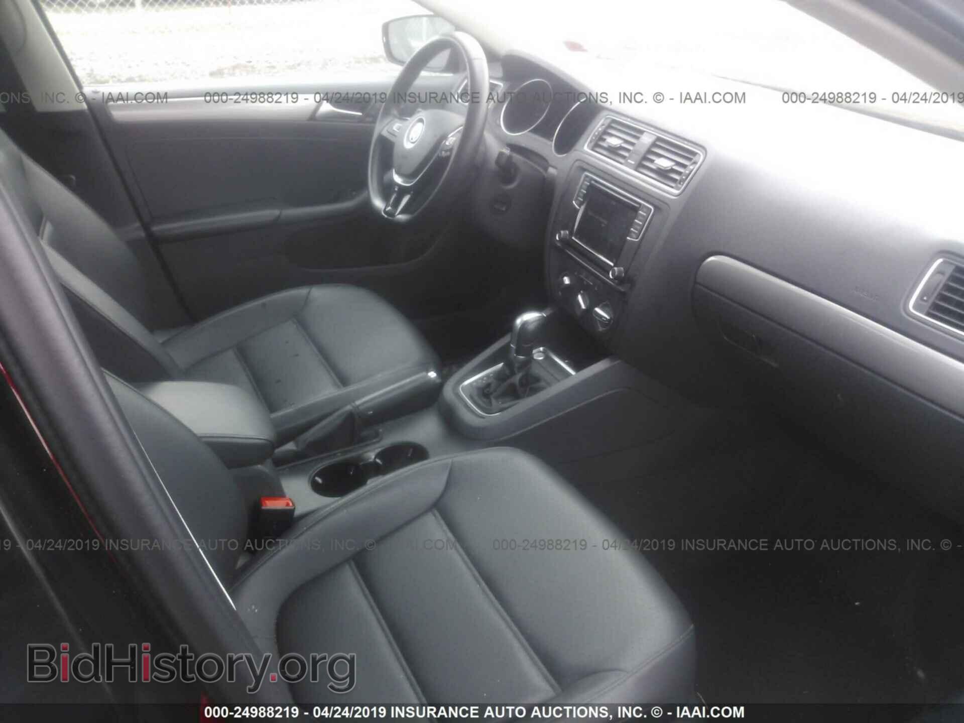2017 VOLKSWAGEN JETTA - VIN: 3VWDB7AJ2HM245769 - Photo 5