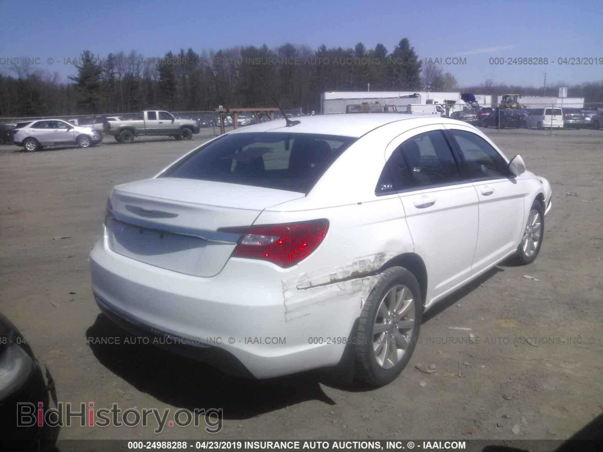 2012 CHRYSLER 200 - VIN: 1C3CCBBG6CN131360 - Фото 4