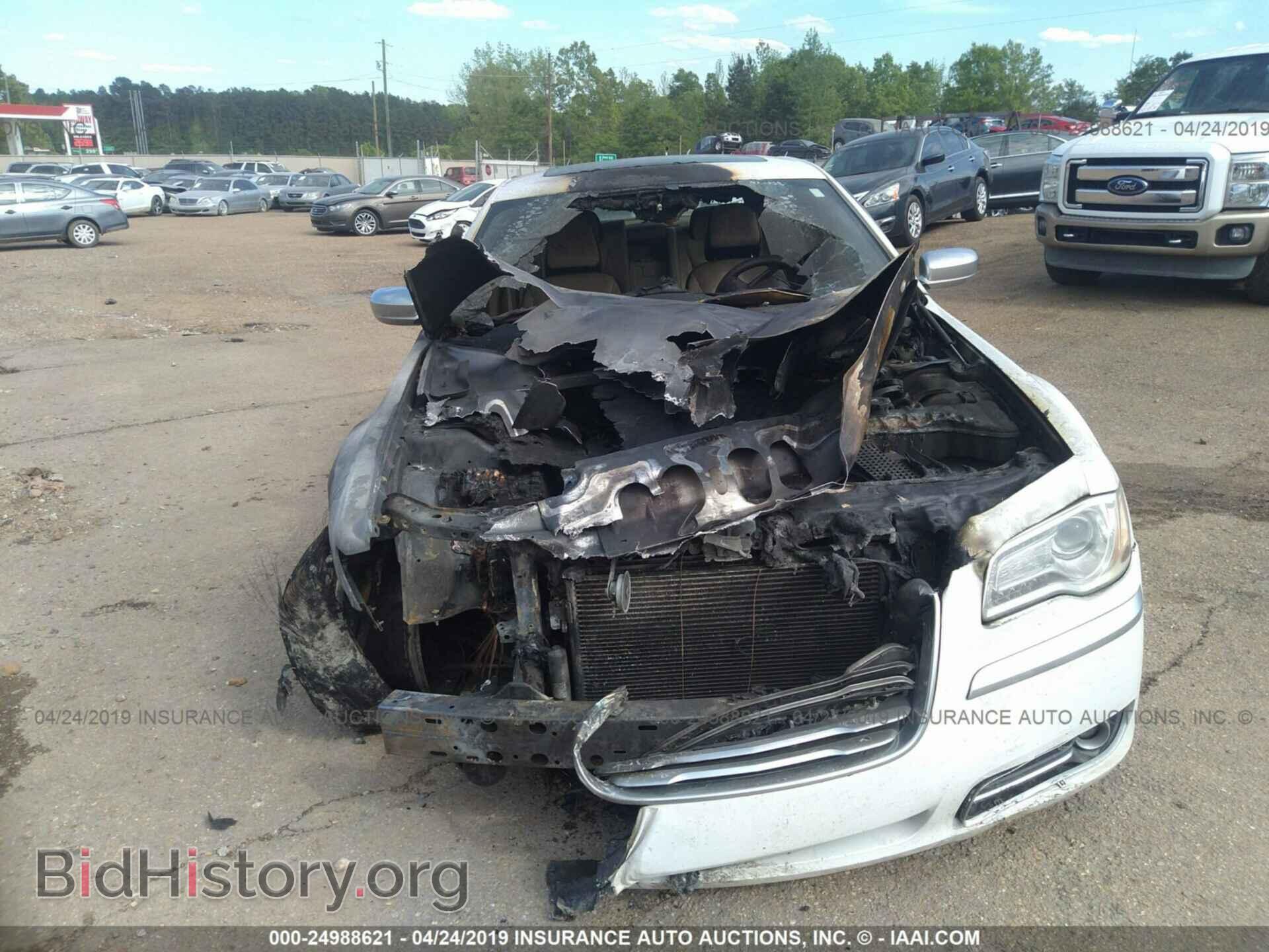 2013 CHRYSLER 300C - VIN: 2C3CCAPT5DH504379 - Фото 6