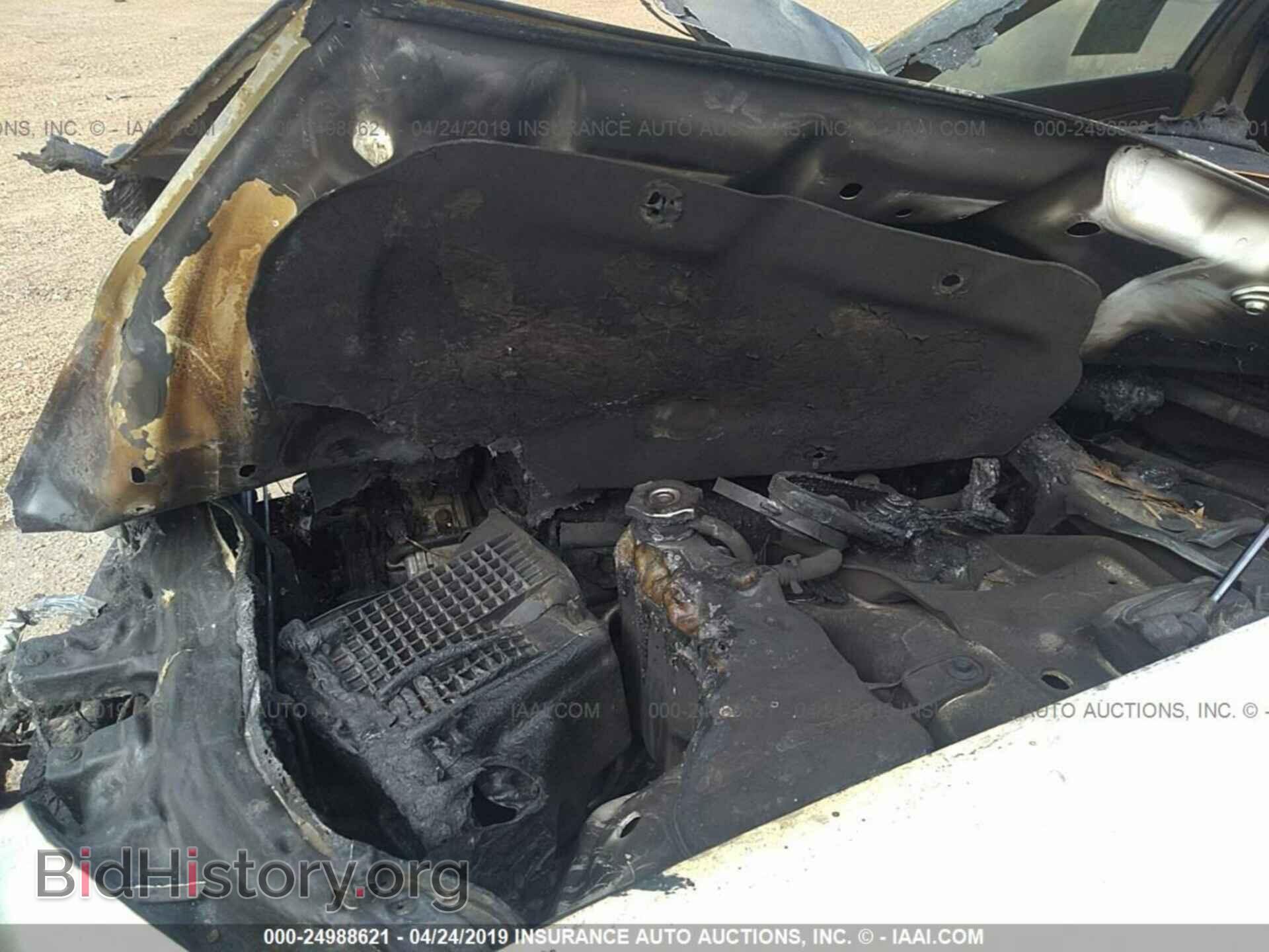2013 CHRYSLER 300C - VIN: 2C3CCAPT5DH504379 - Фото 10