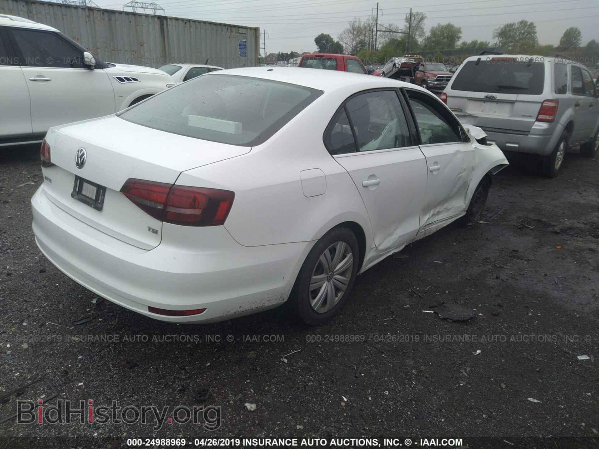 2017 VOLKSWAGEN JETTA - VIN: 3VW2B7AJ2HM363392 - Photo 4