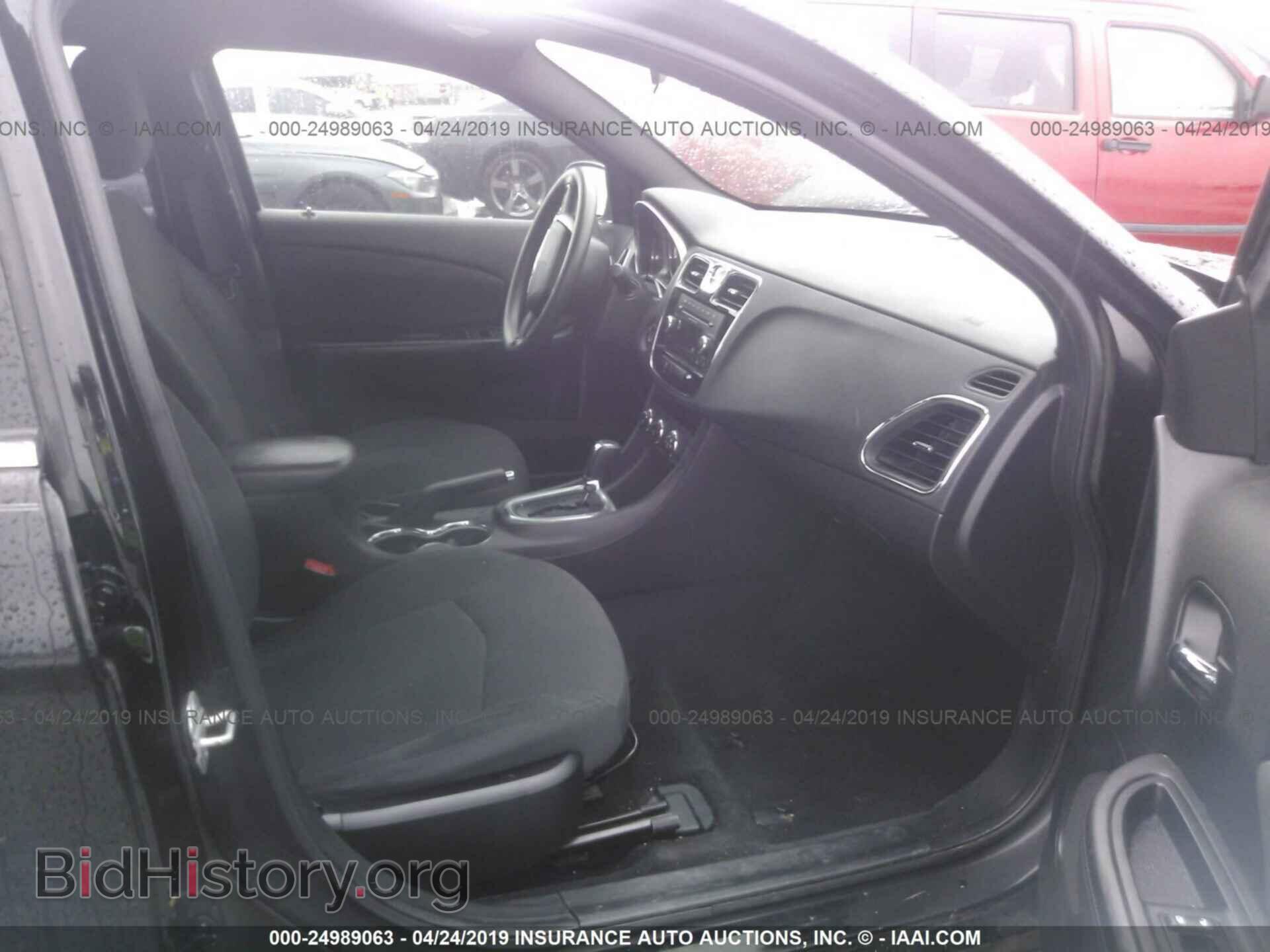 2012 CHRYSLER 200 - VIN: 1C3CCBAB8CN134685 - Фото 5