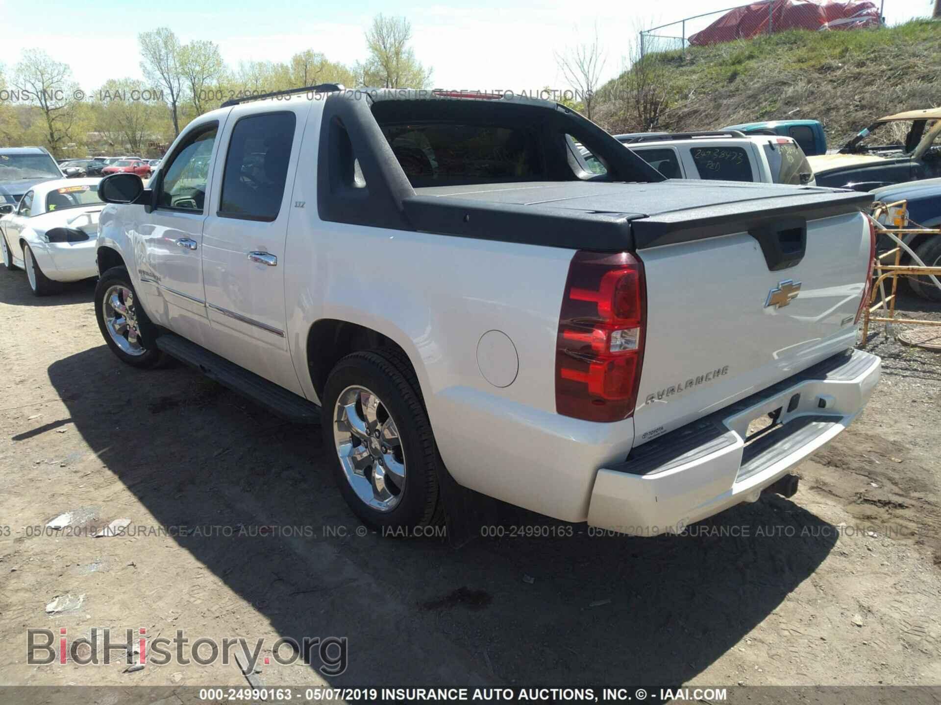 2010 CHEVROLET AVALANCHE - VIN: 3GNVKGE04AG103637 - Фото 3
