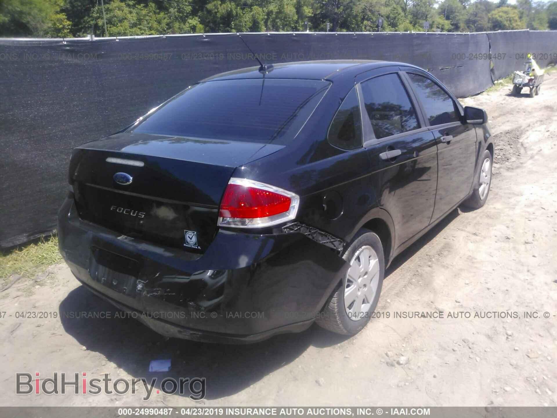 2009 FORD FOCUS - VIN: 1FAHP34N19W214629 - Фото 4