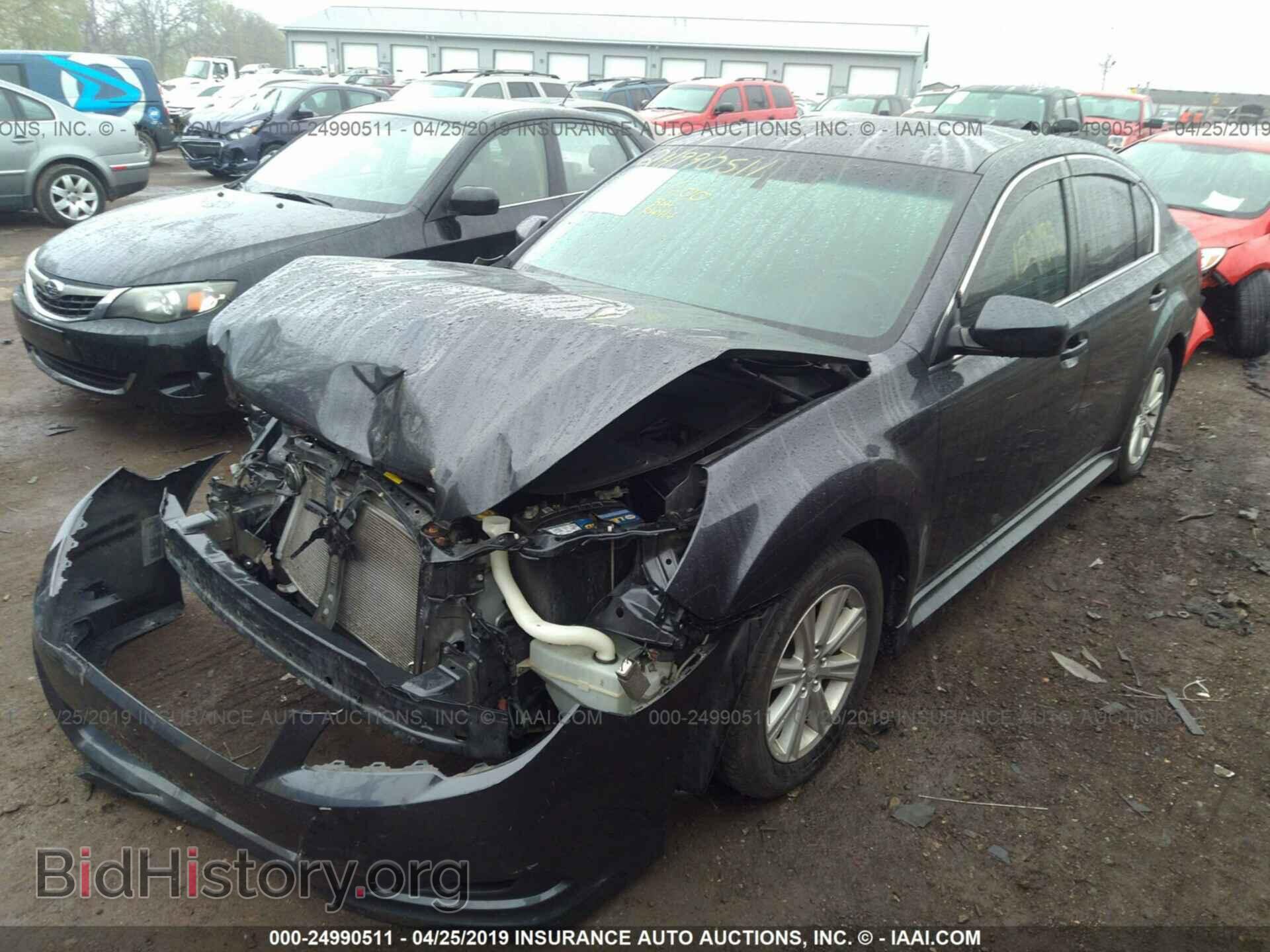 2011 SUBARU LEGACY - VIN: 4S3BMCB63B3229385 - Фото 2