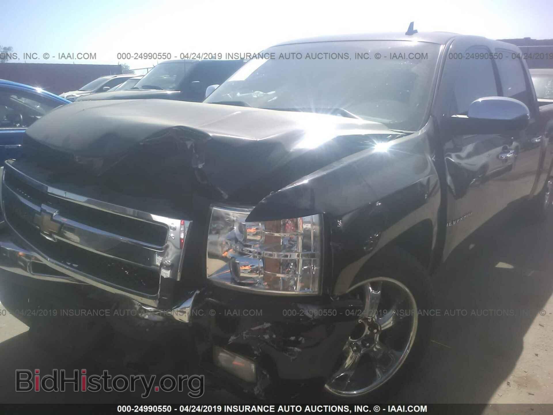 2011 CHEVROLET SILVERADO - VIN: 3GCPCSE07BG295560 - Фото 2