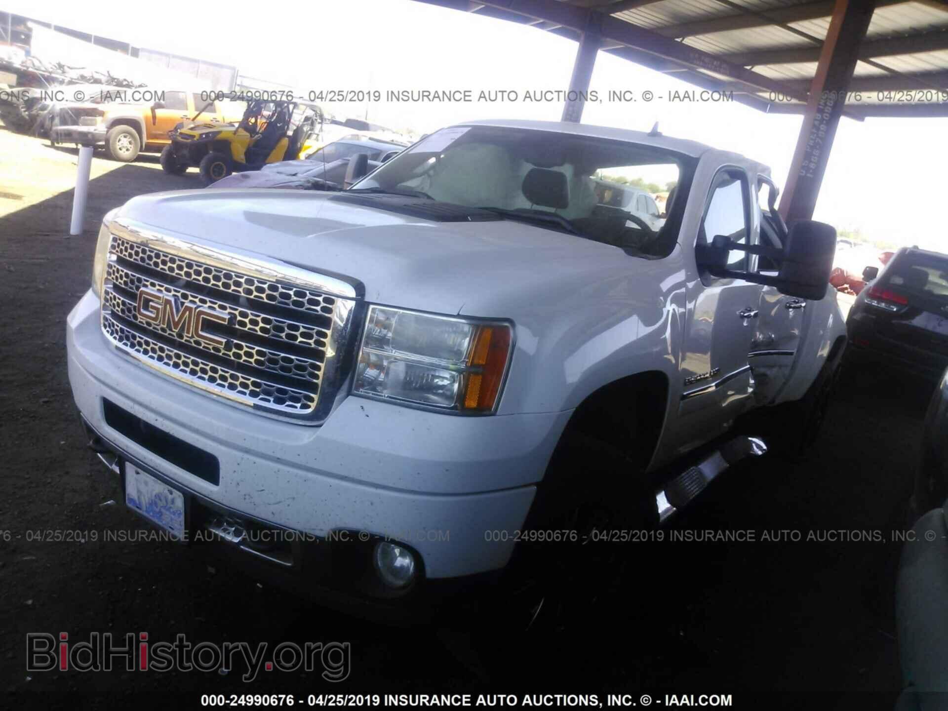 2013 GMC SIERRA - VIN: 1GT125E89DF226468 - Photo 2