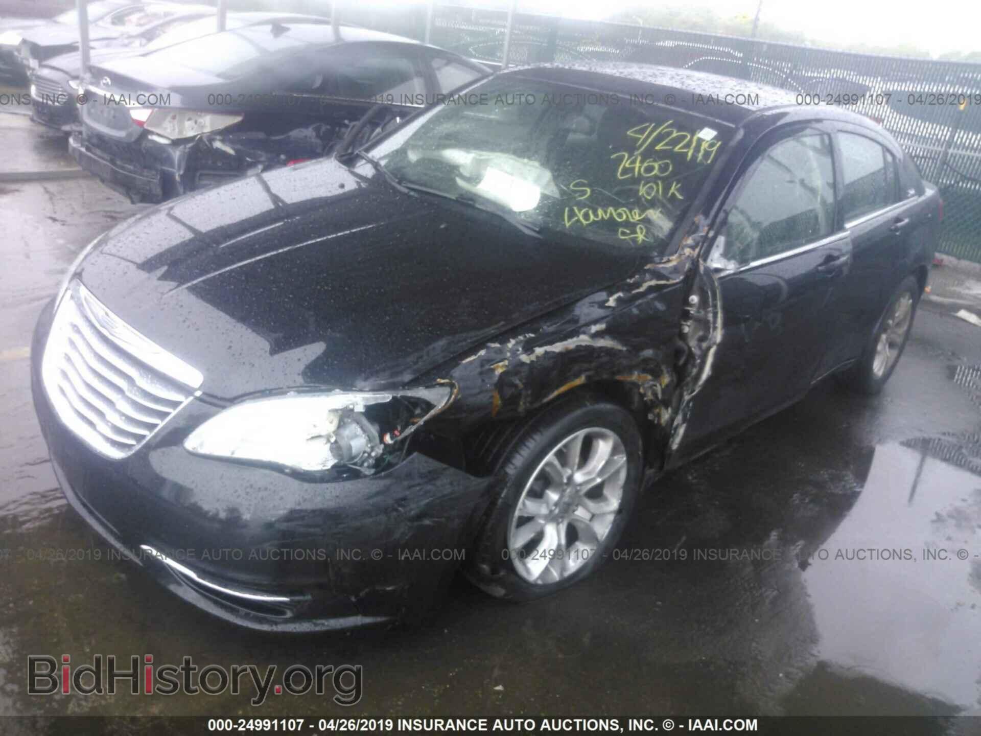 2012 CHRYSLER 200 - VIN: 1C3CCBBBXCN107468 - Фото 2