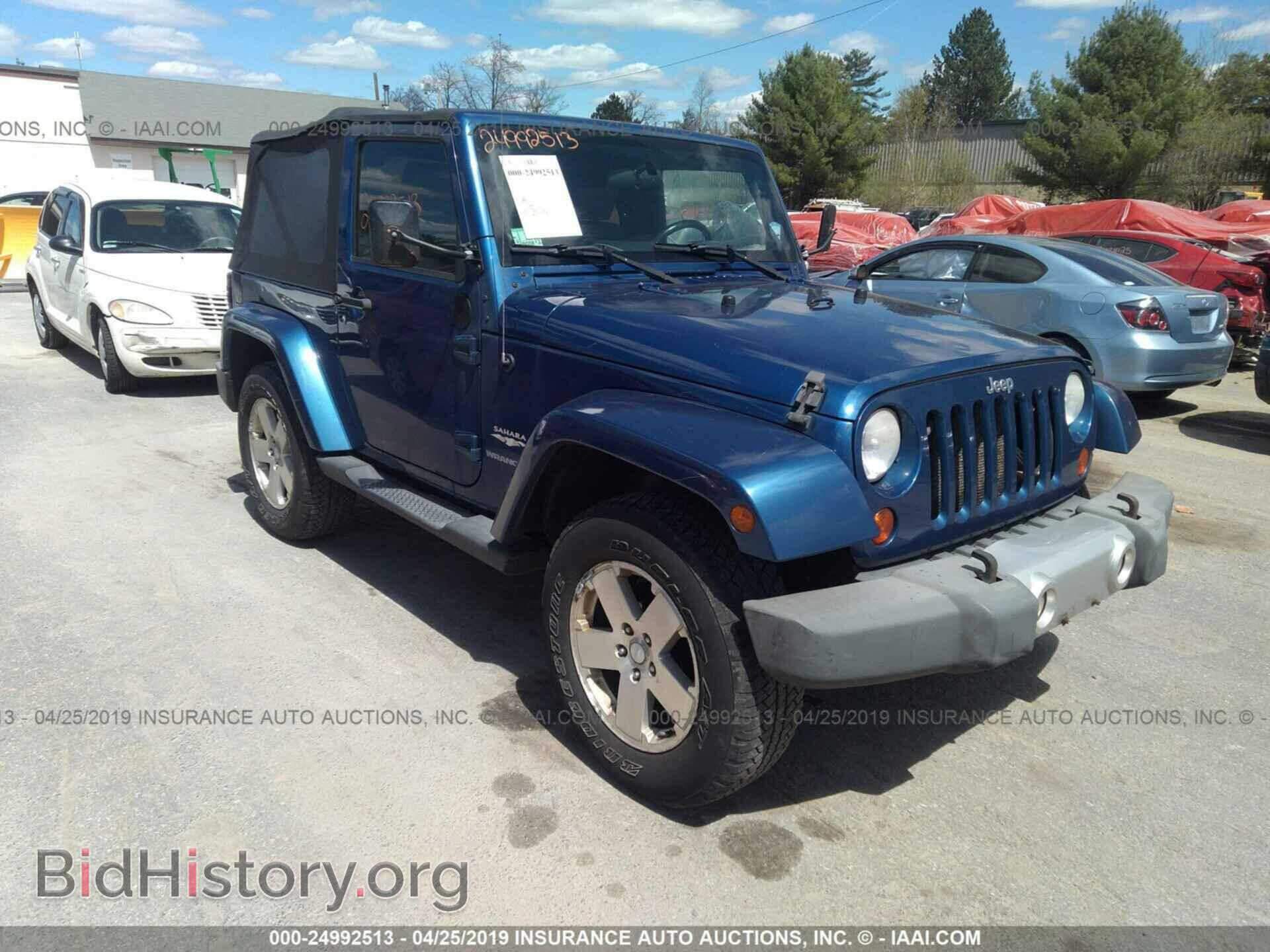 Photo 1J8FA54109L763745 - JEEP WRANGLER 2009