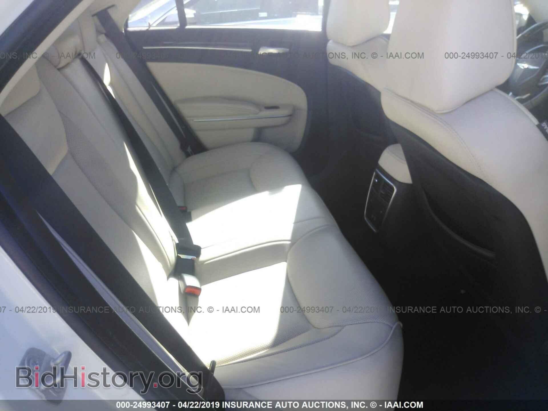 2018 CHRYSLER 300 - VIN: 2C3CCAKG3JH181665 - Фото 8