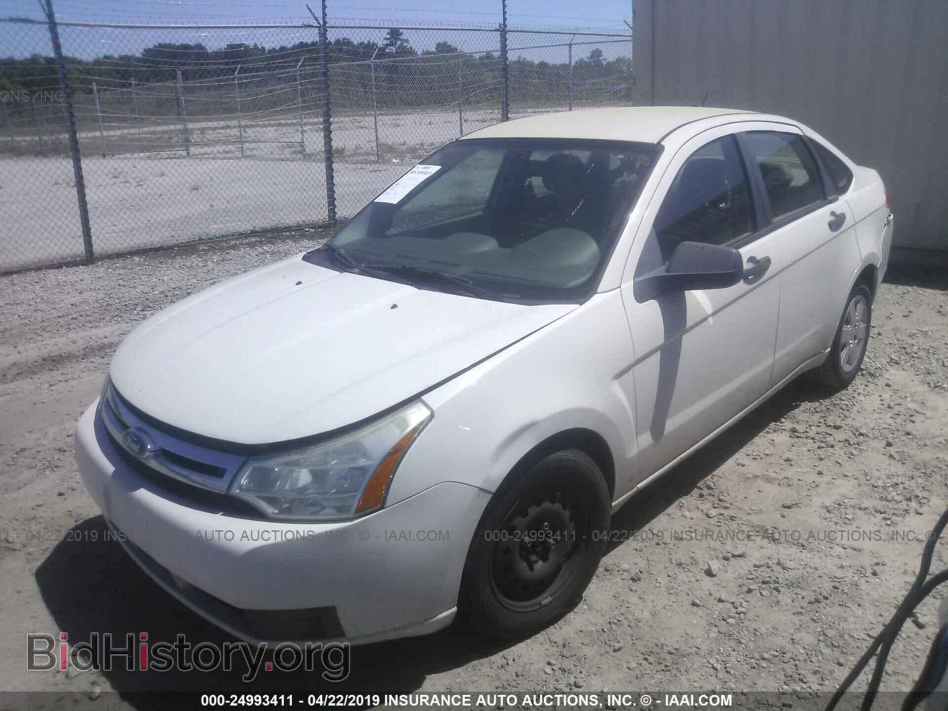 2010 FORD FOCUS - VIN: 1FAHP3EN6AW172090 - Фото 2