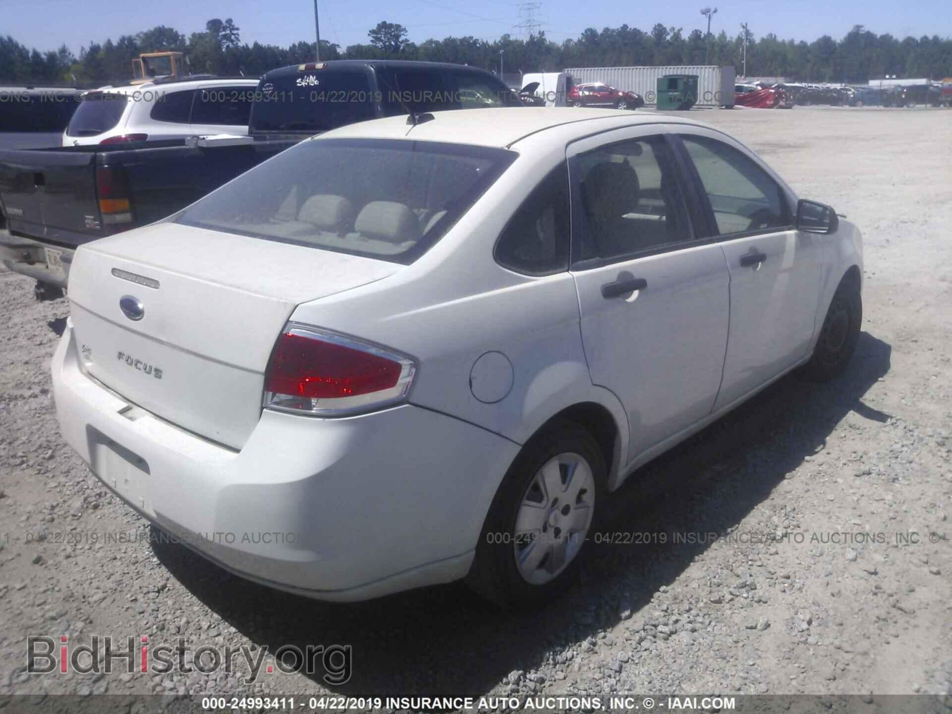 2010 FORD FOCUS - VIN: 1FAHP3EN6AW172090 - Фото 4