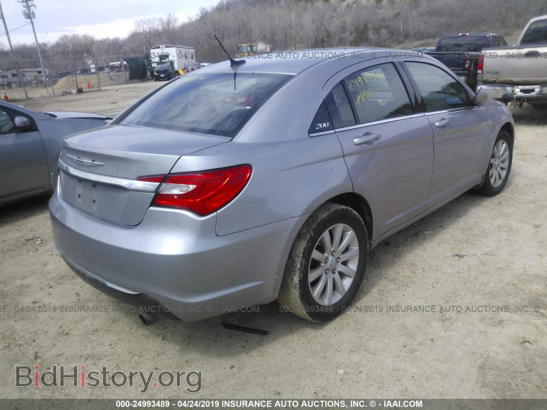 2013 CHRYSLER 200 - VIN: 1C3CCBBB3DN515876 - Photo 4