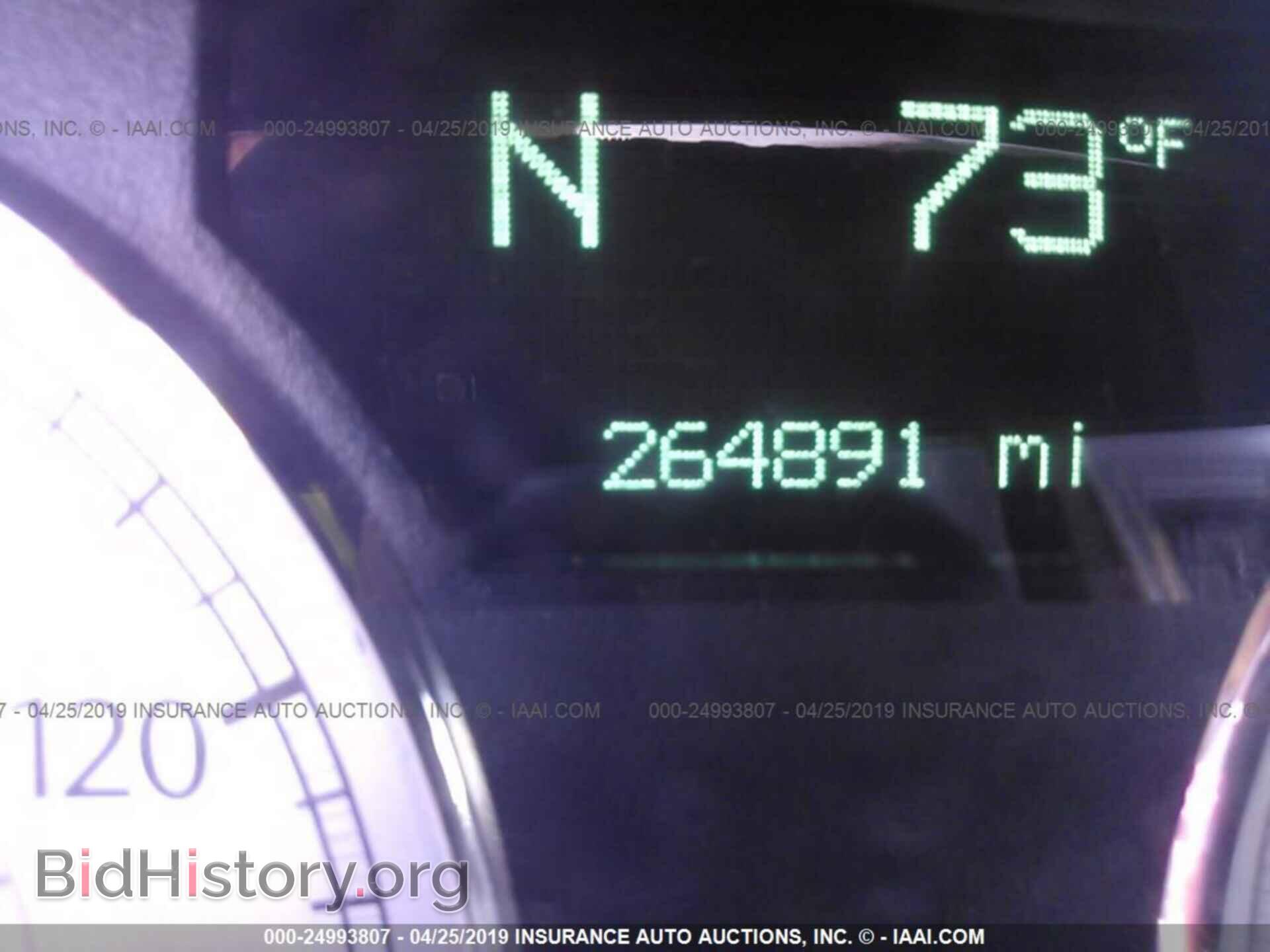 2005 CHRYSLER 300C - VIN: 2C3JA63HX5H109742 - Фото 7