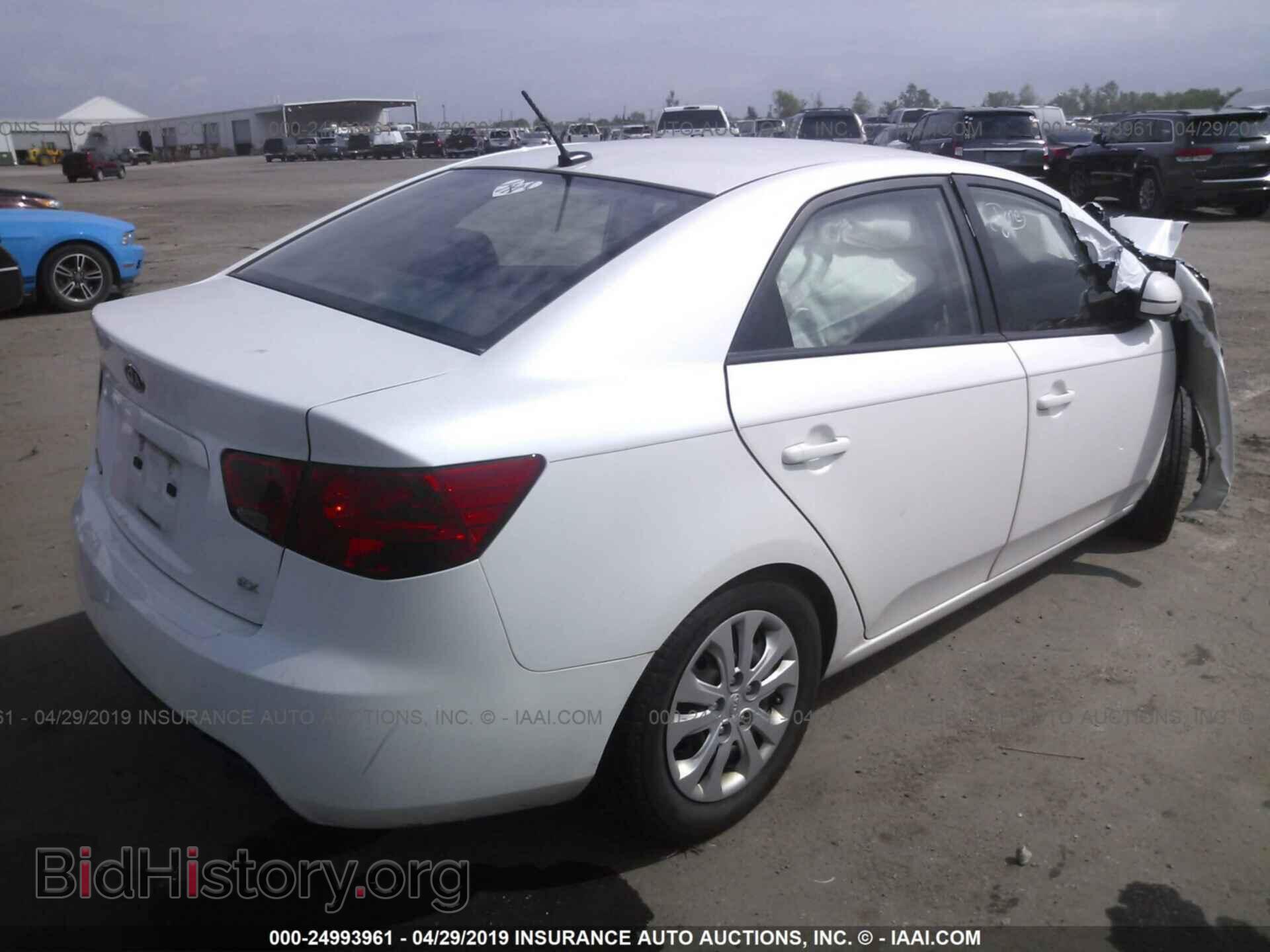 2013 KIA FORTE - VIN: KNAFU4A27D5718284 - Фото 4