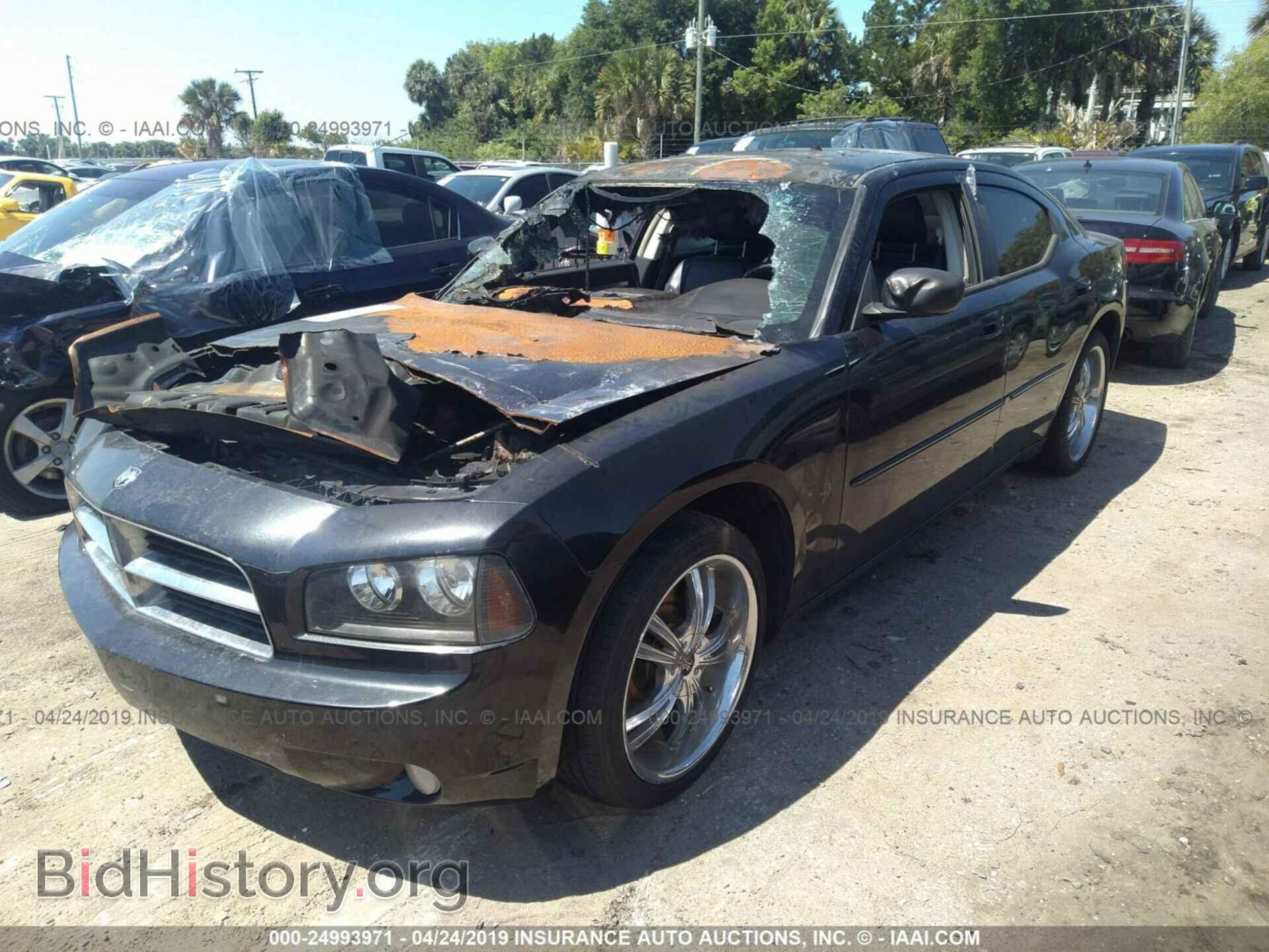 2010 DODGE CHARGER - VIN: 2B3CA5CT4AH223492 - Фото 2