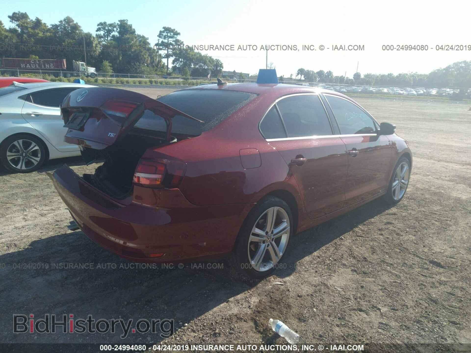 2017 VOLKSWAGEN JETTA - VIN: 3VWDB7AJ1HM284272 - Фото 4
