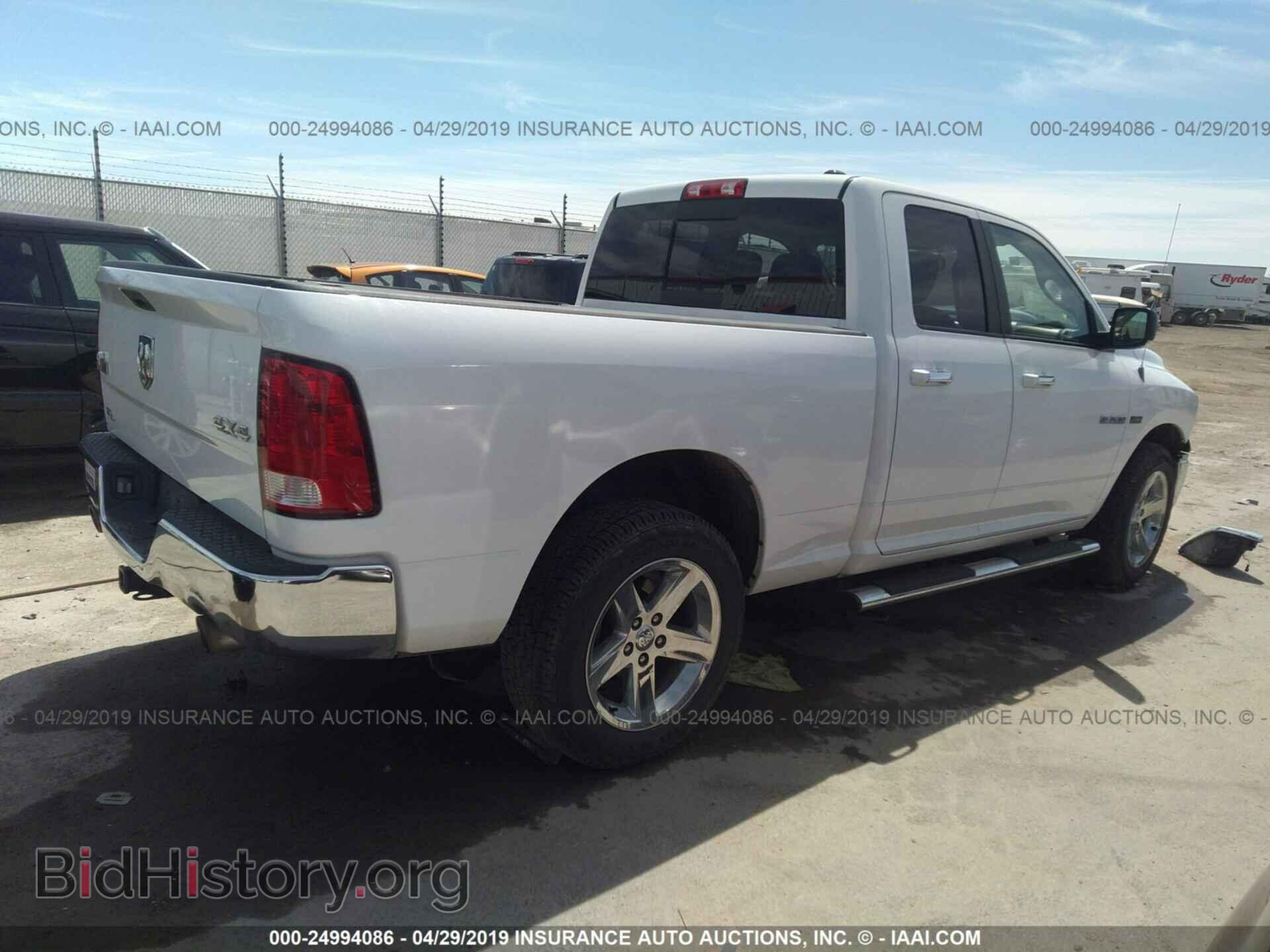 2010 DODGE RAM 1500 - VIN: 1D7RV1GT1AS243553 - Фото 4