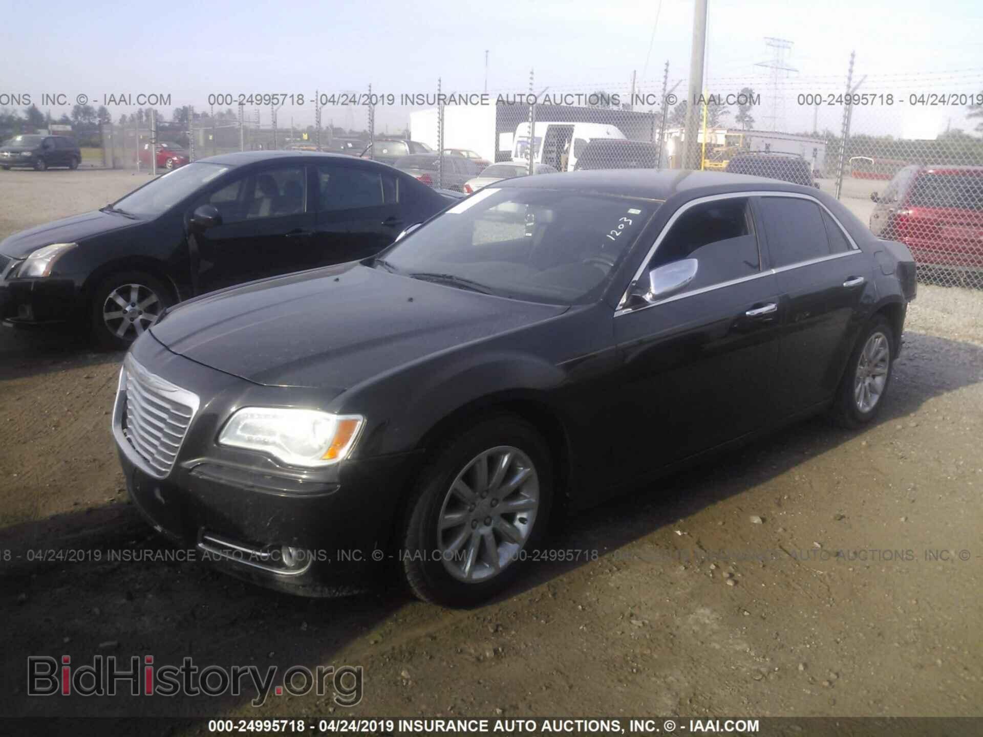 2012 CHRYSLER 300 - VIN: 2C3CCACG7CH251203 - Фото 2
