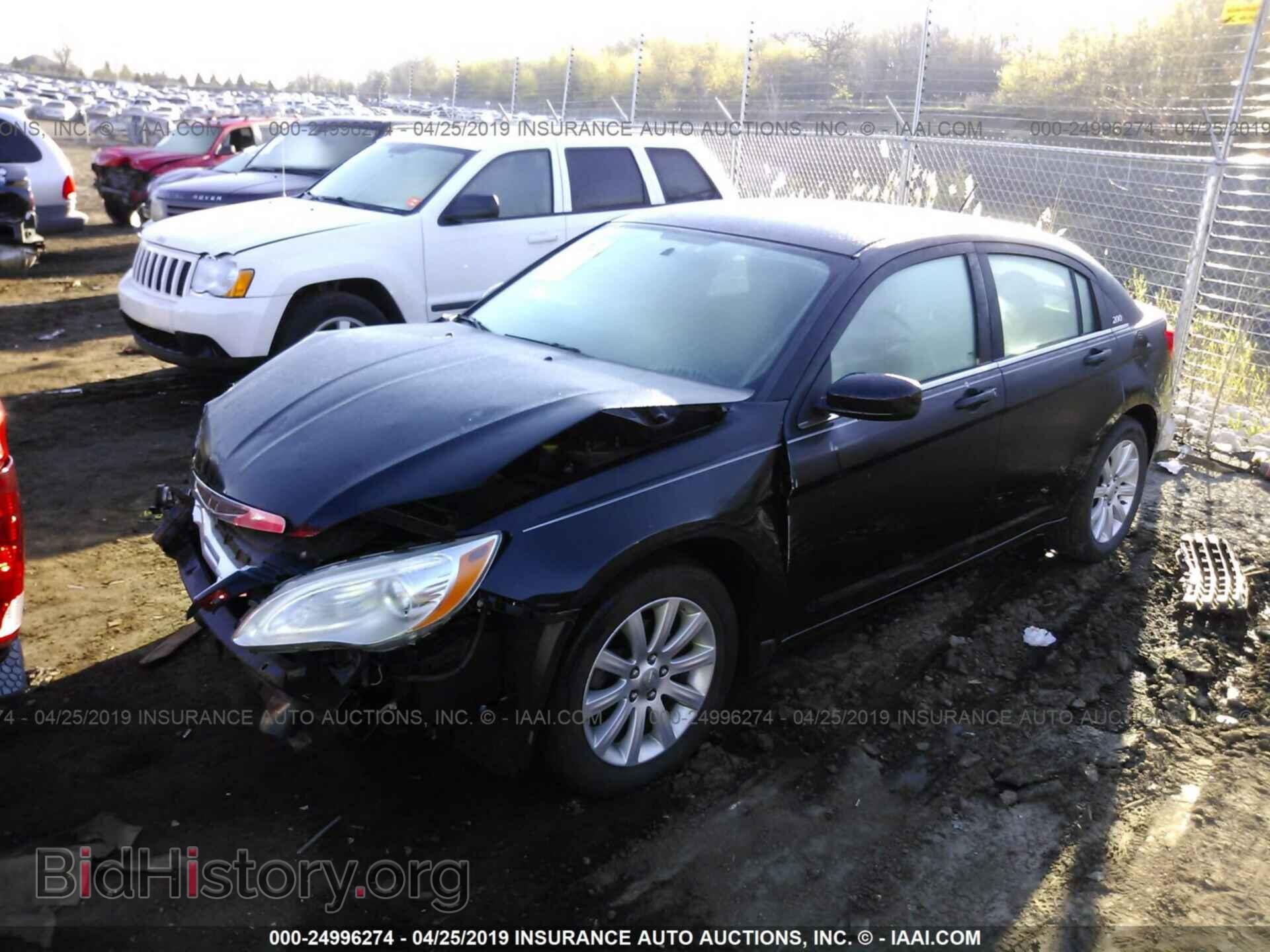 2011 CHRYSLER 200 - VIN: 1C3BC1FB2BN545951 - Photo 2