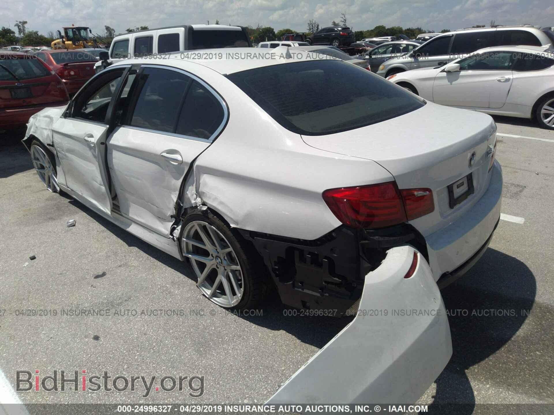 2013 BMW 528 - VIN: WBAXG5C59DDY34455 - Фото 3