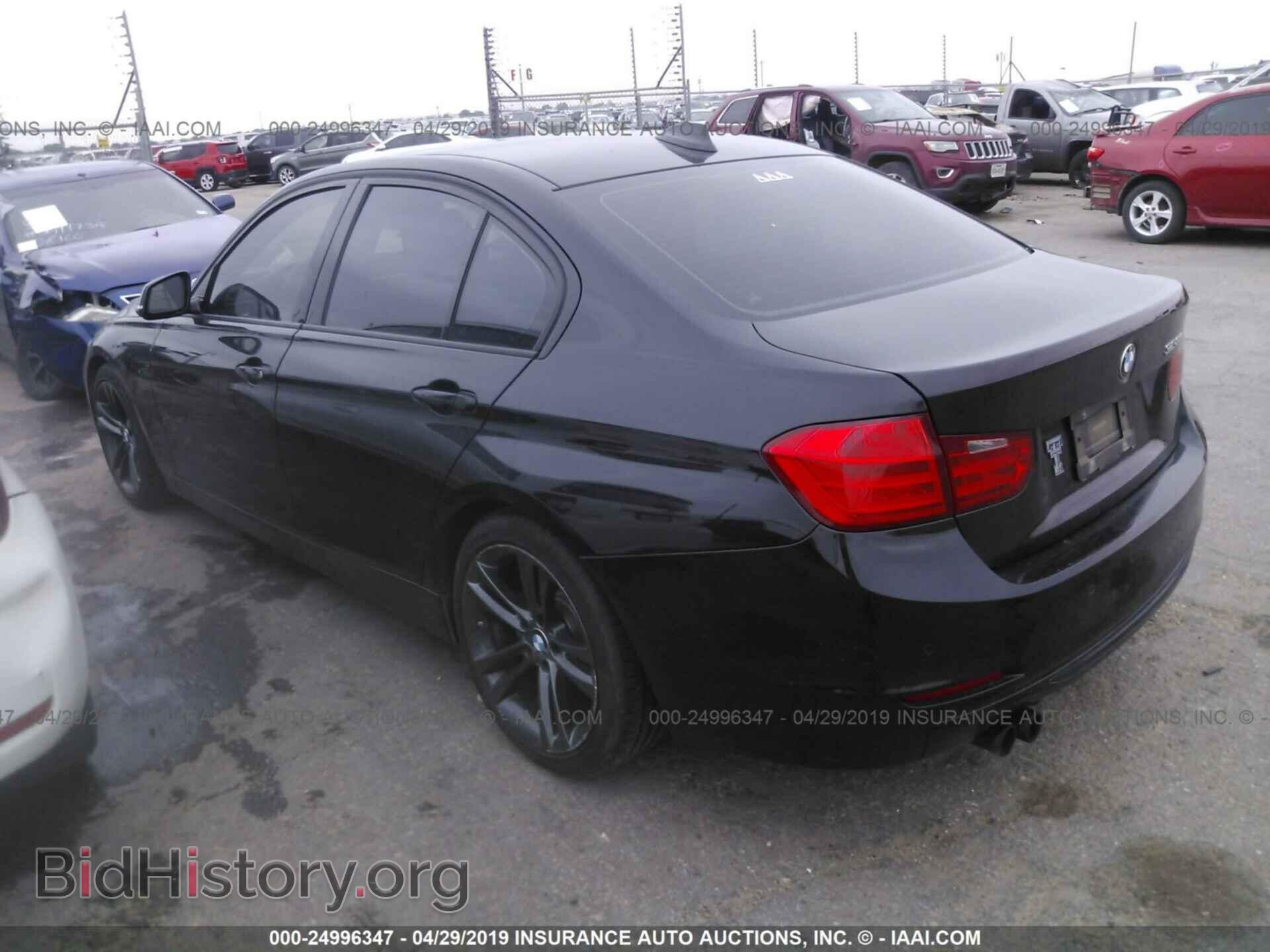 2012 BMW 328 - VIN: WBA3A5C56CF347703 - Фото 3