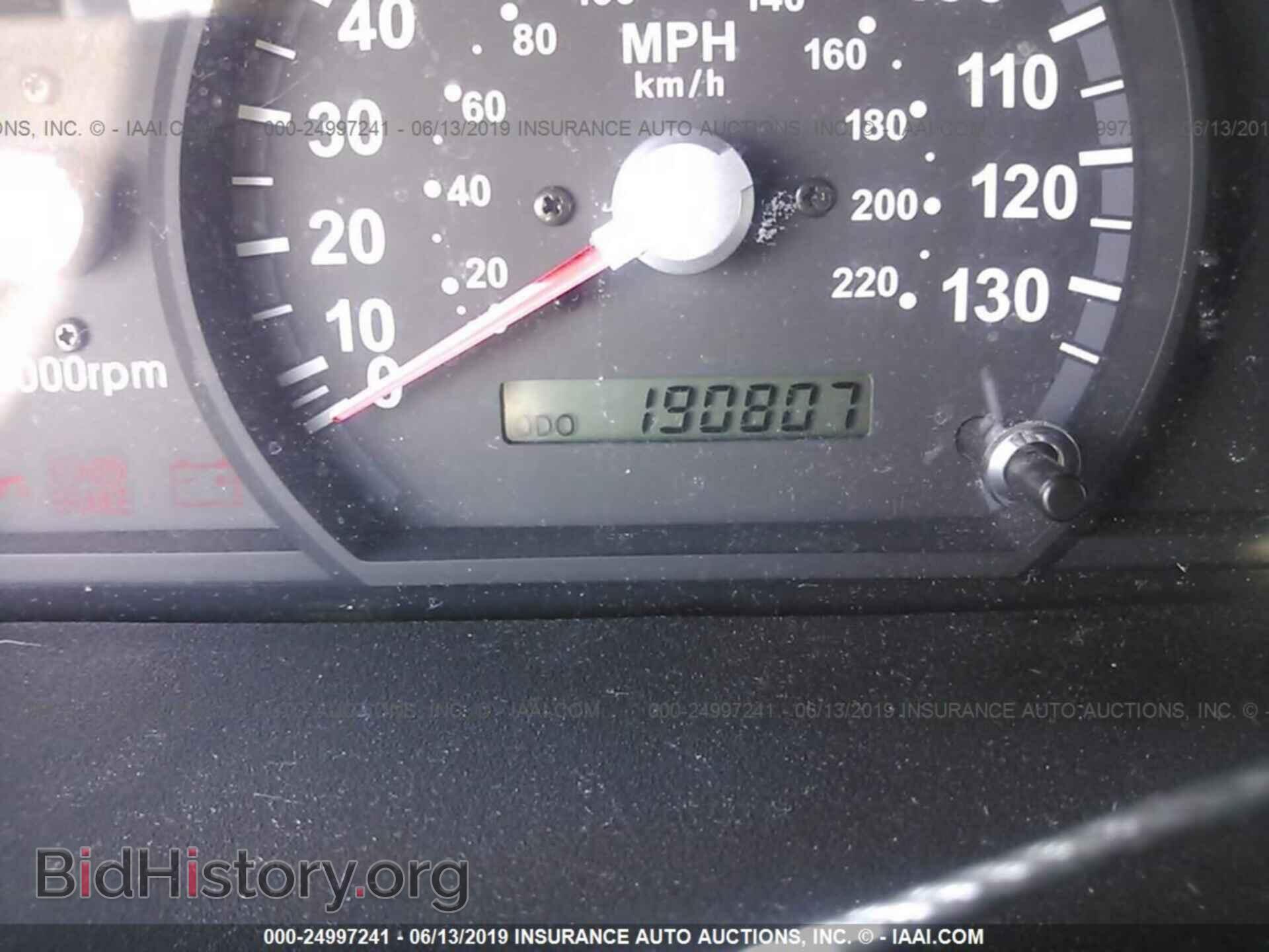2005 KIA SORENTO - VIN: KNDJD733155334281 - Фото 7