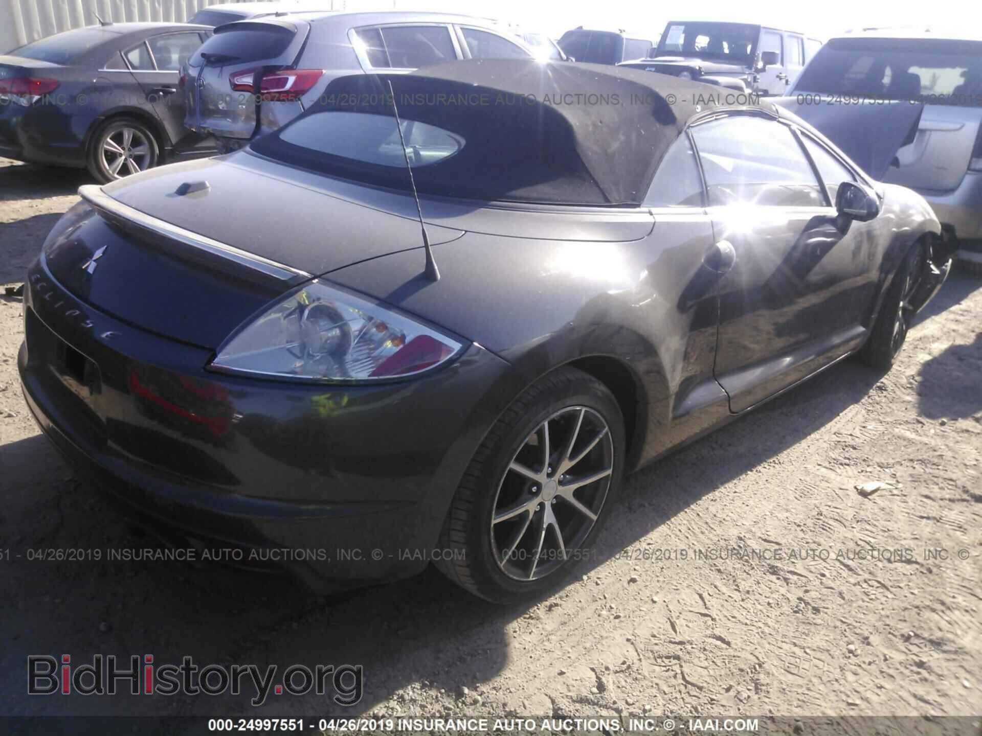 2011 MITSUBISHI ECLIPSE - VIN: 4A37L2EFXBE002971 - Photo 4